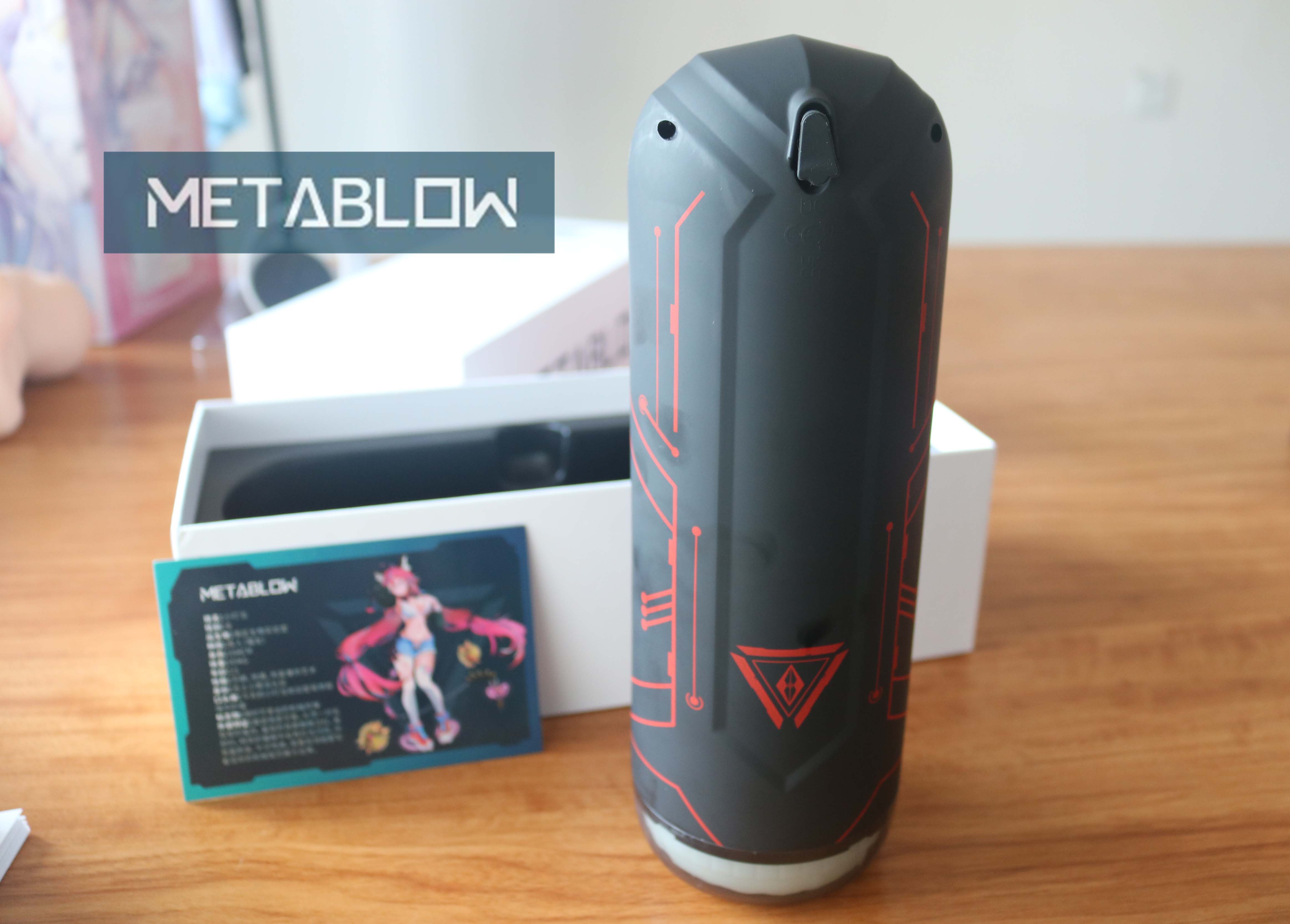 METABLOW-E300电动飞机杯评测，赛博朋克，科技狠活，阿鉴助理亲自下海！