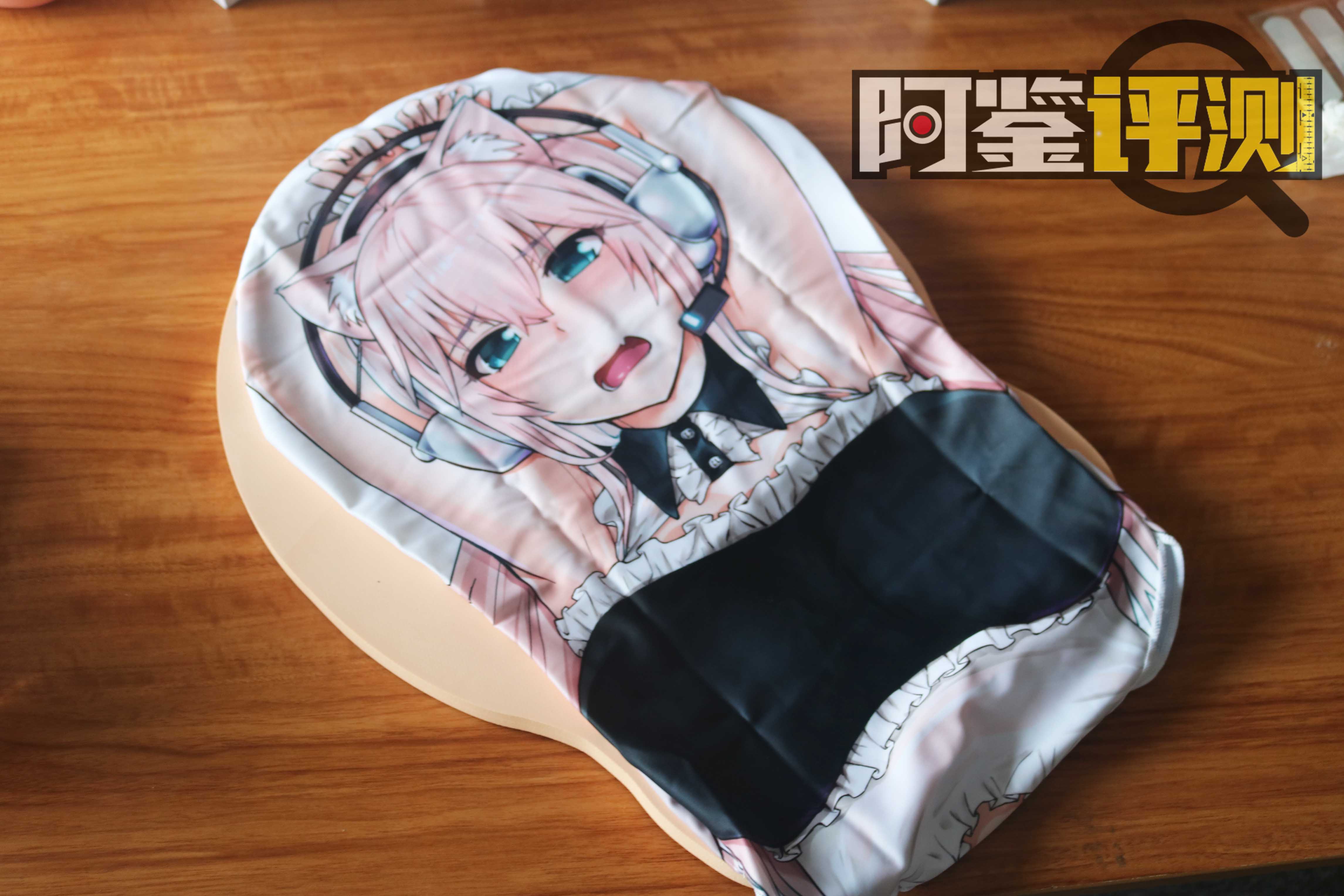 胸模搭档best match！日本汤玛托易士大型鼠标垫板评测，居然真的这么大？？！