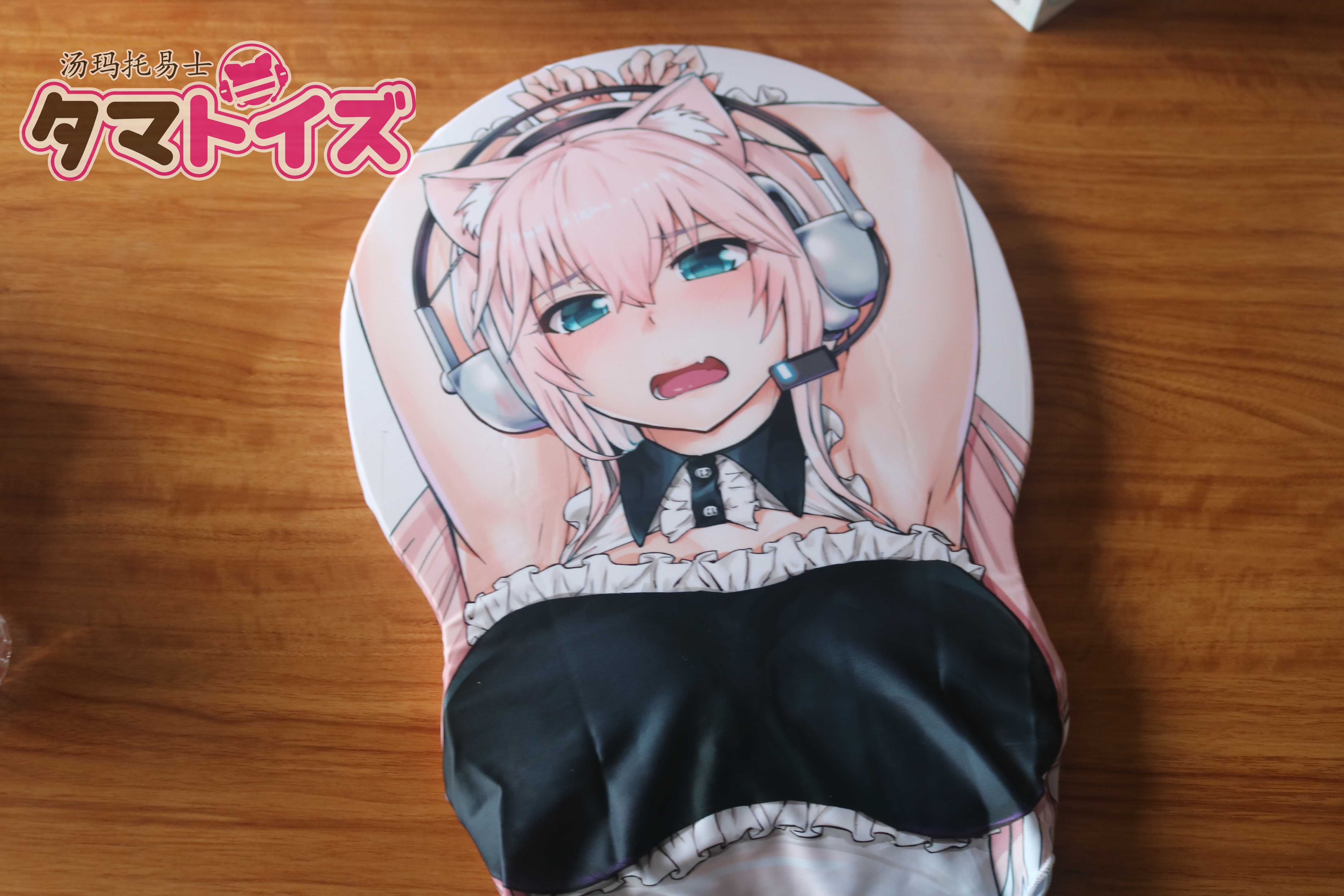 胸模搭档best match！日本汤玛托易士大型鼠标垫板评测，居然真的这么大？？！