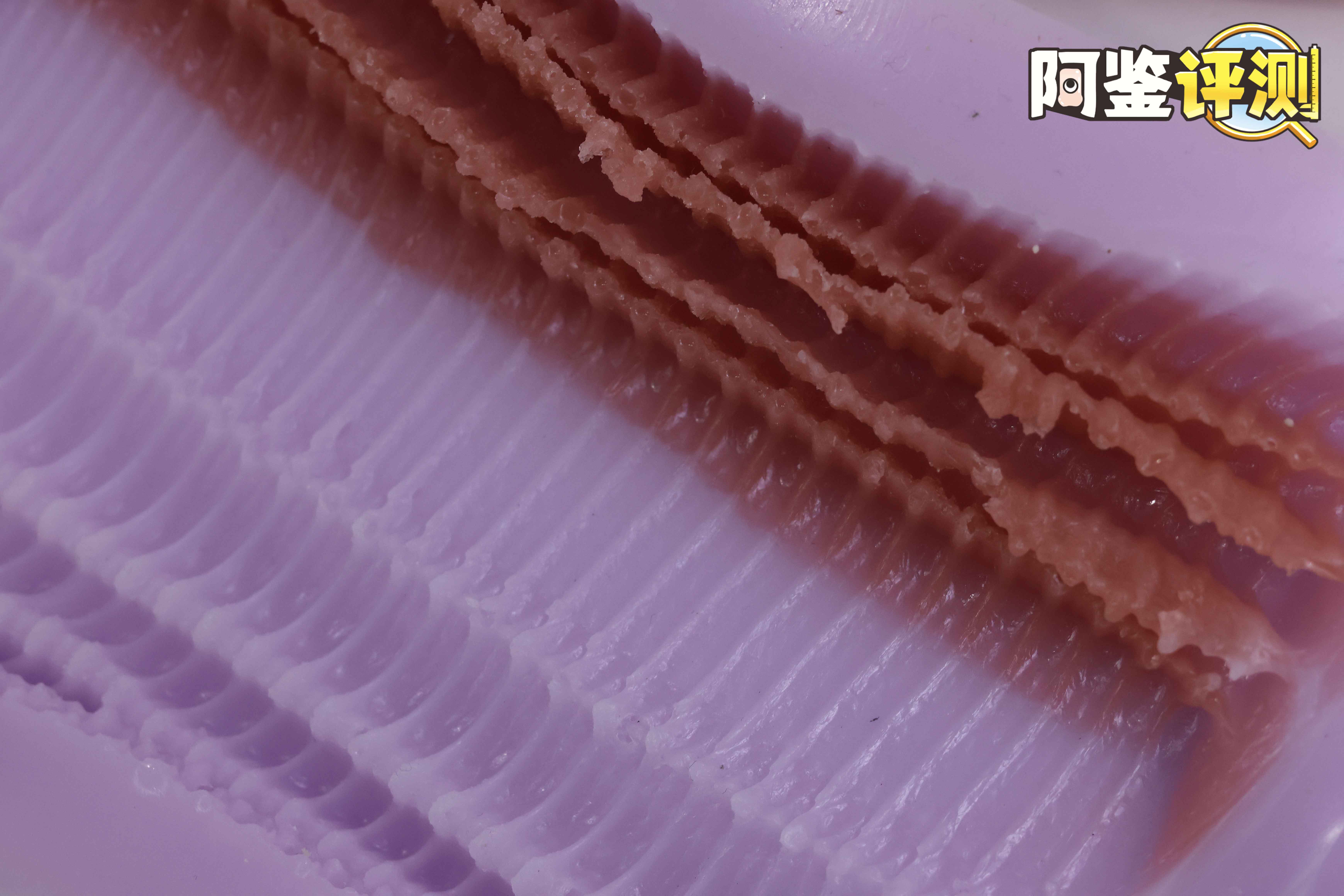 Hotpower“淫臭完败STRONG ERO”,牛牛跑高铁!牙刷般的“双轨道”