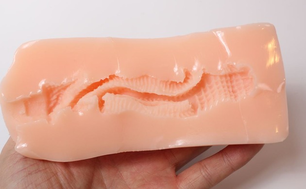 汤马托易士-“合欢恒天音”评测！Vtuber联名飞机杯~爆杀嘴臭雌小鬼！