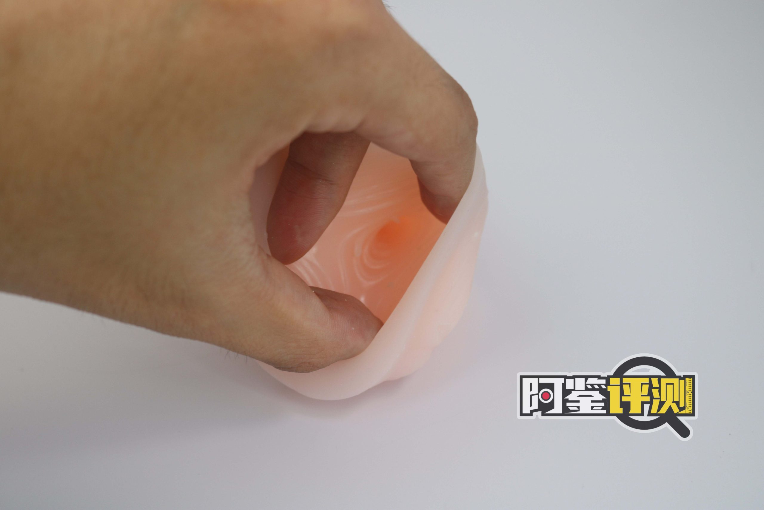 国产没牌子——“人形飞机杯”评测！最考古的一集！阿鉴用过的第一个斐济杯同款！