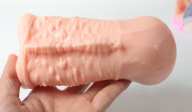 对子哈特——“元气女大生”评测！小众的“咬合式”排气飞机杯，真空软榨机！