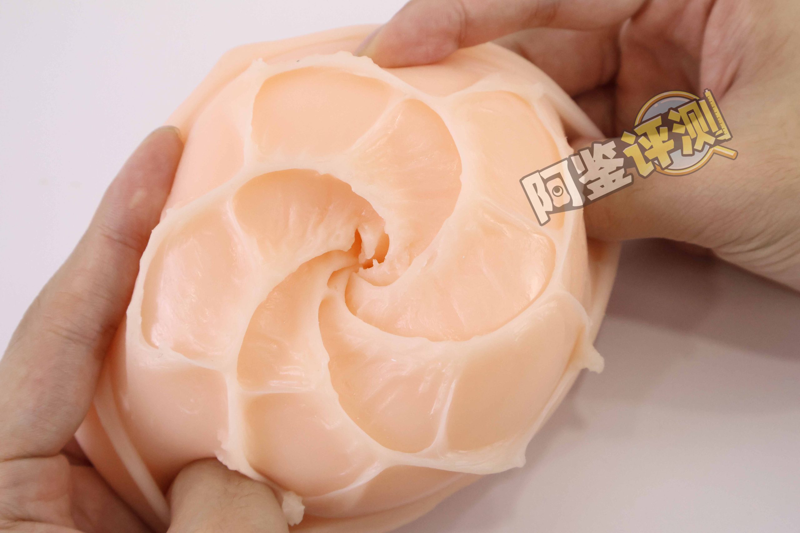 汤马托易士—“湿身美少女”评测！厚实的蜂巢状旋涡，真能模拟黏膜感？