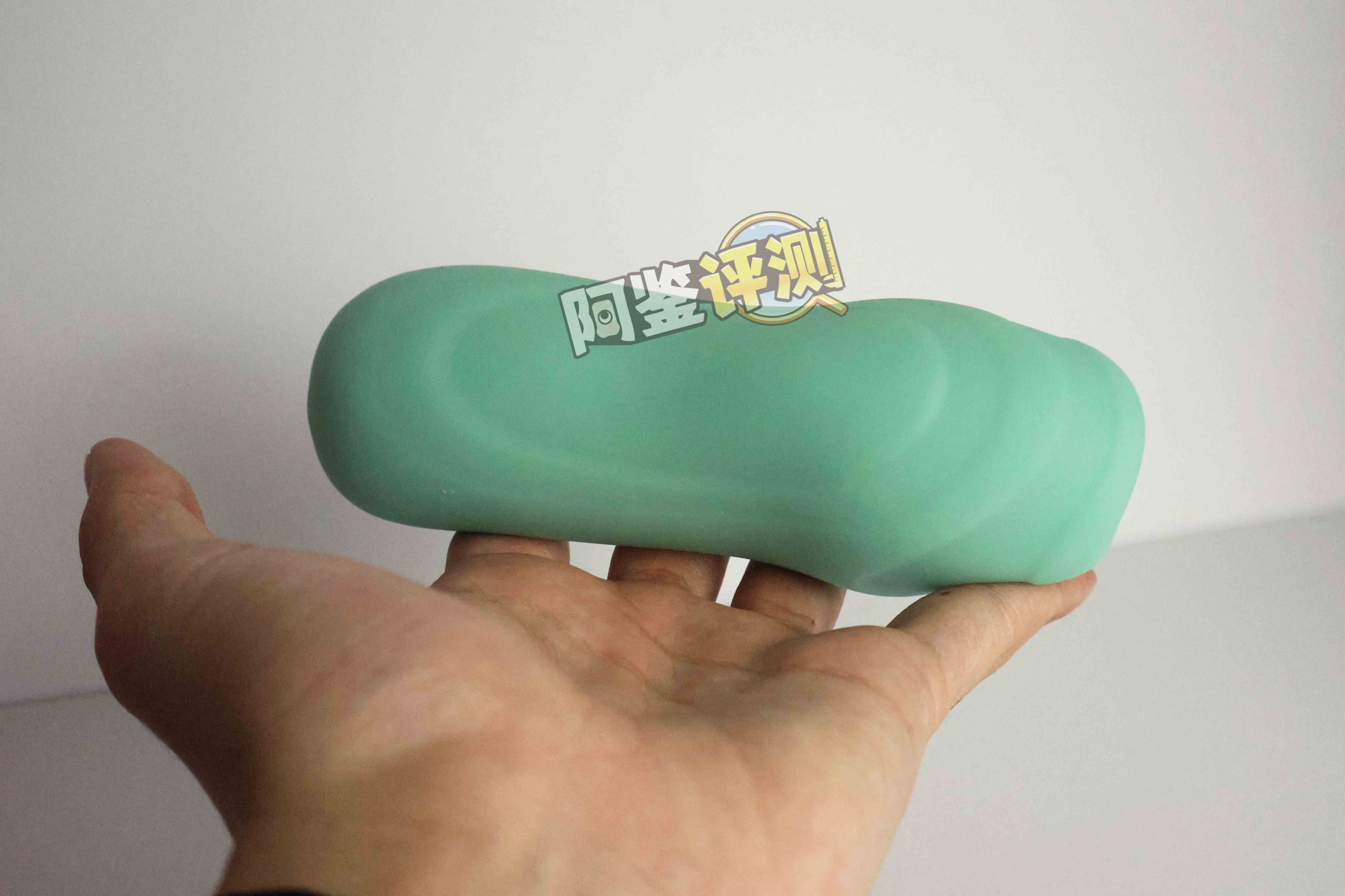 汤玛托易士——“搞笑/联动类飞机杯”大评测！①