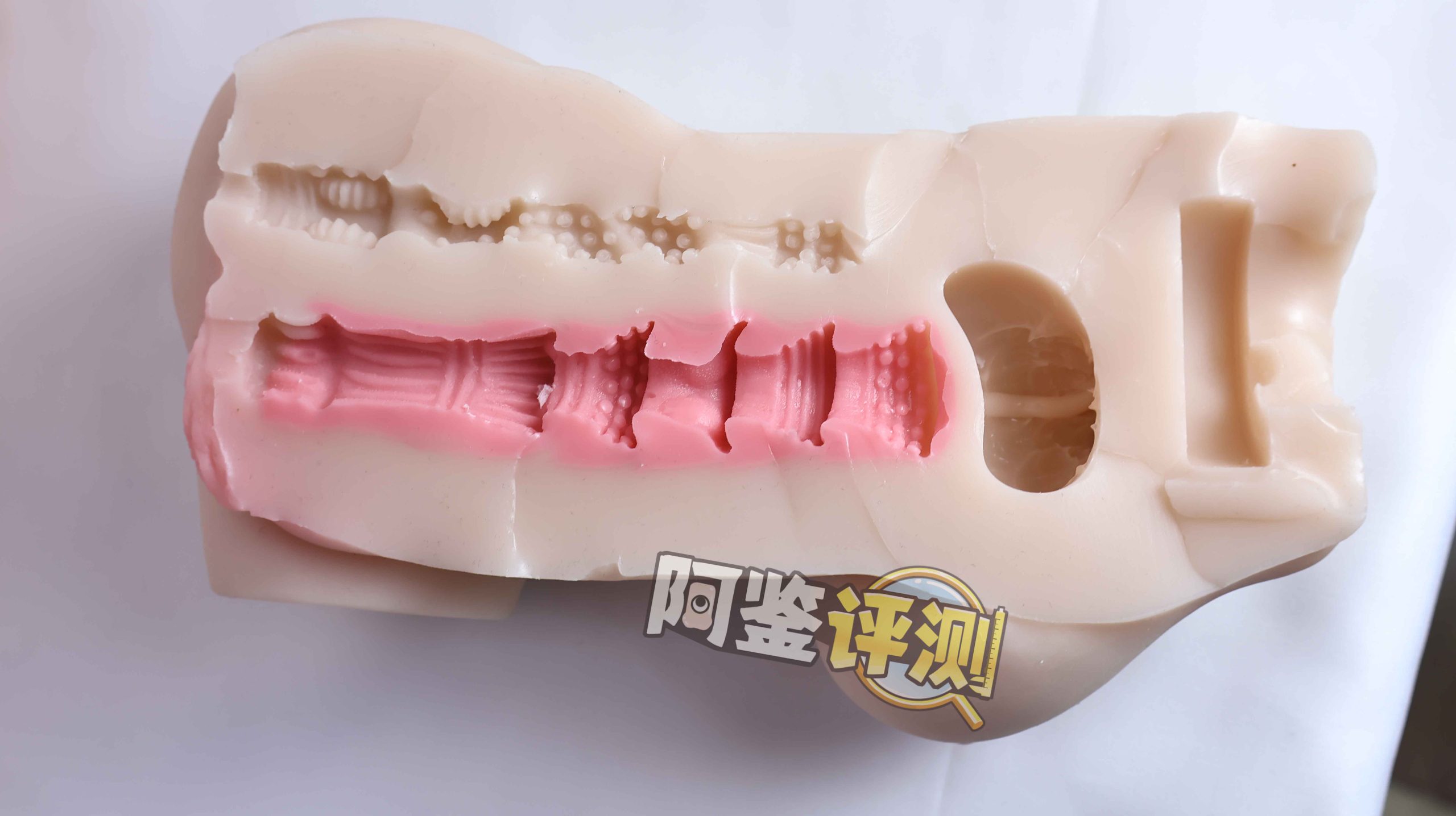 趣网——“星梨奈(二代)”评测!更换通道的新版本,设计与震动如何搭配更好?