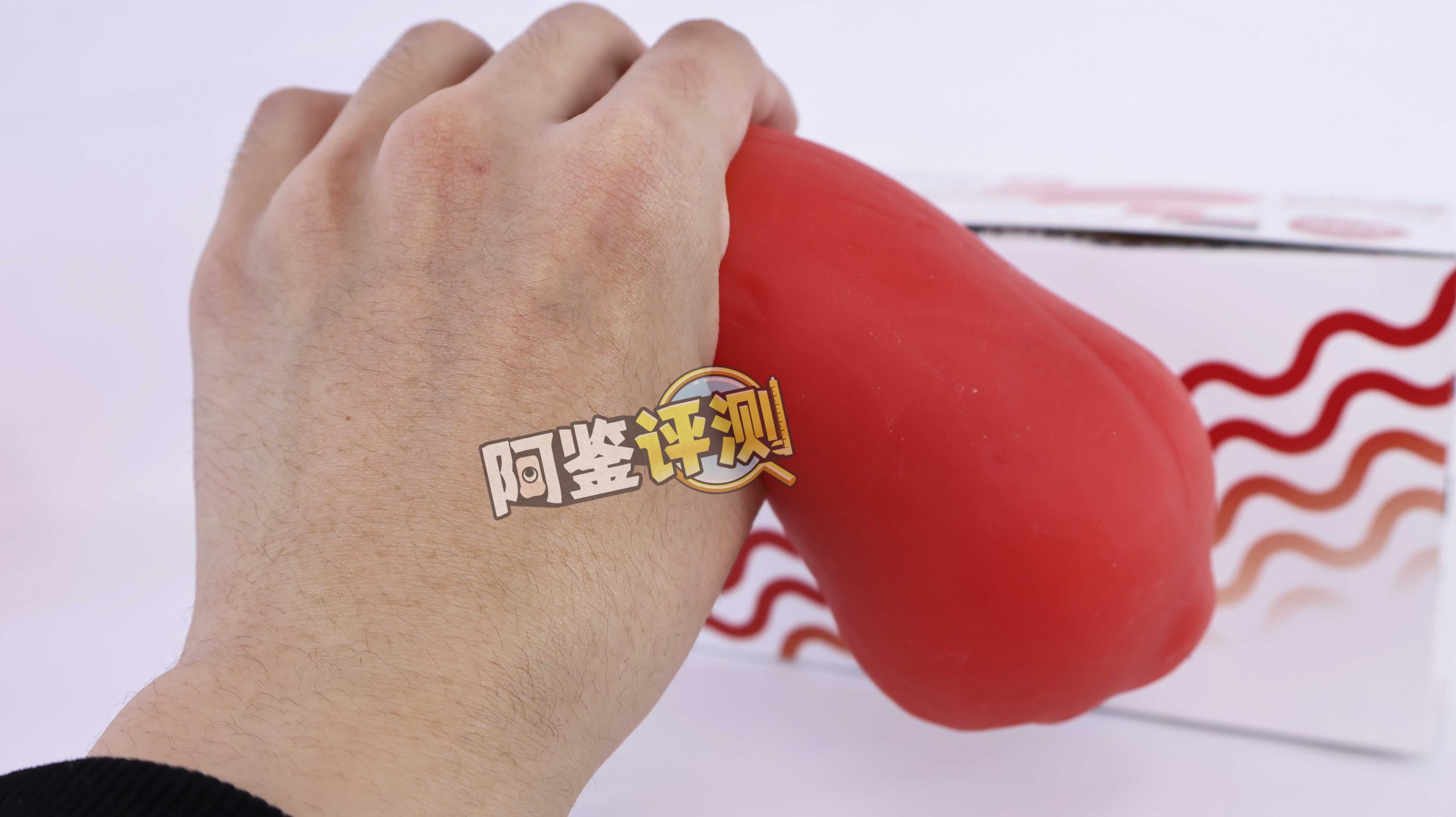 PEACH TOYS——“剐蹭名器555”评测！软感和体验并存？竟然还有纯机械结构的软胶慢玩！