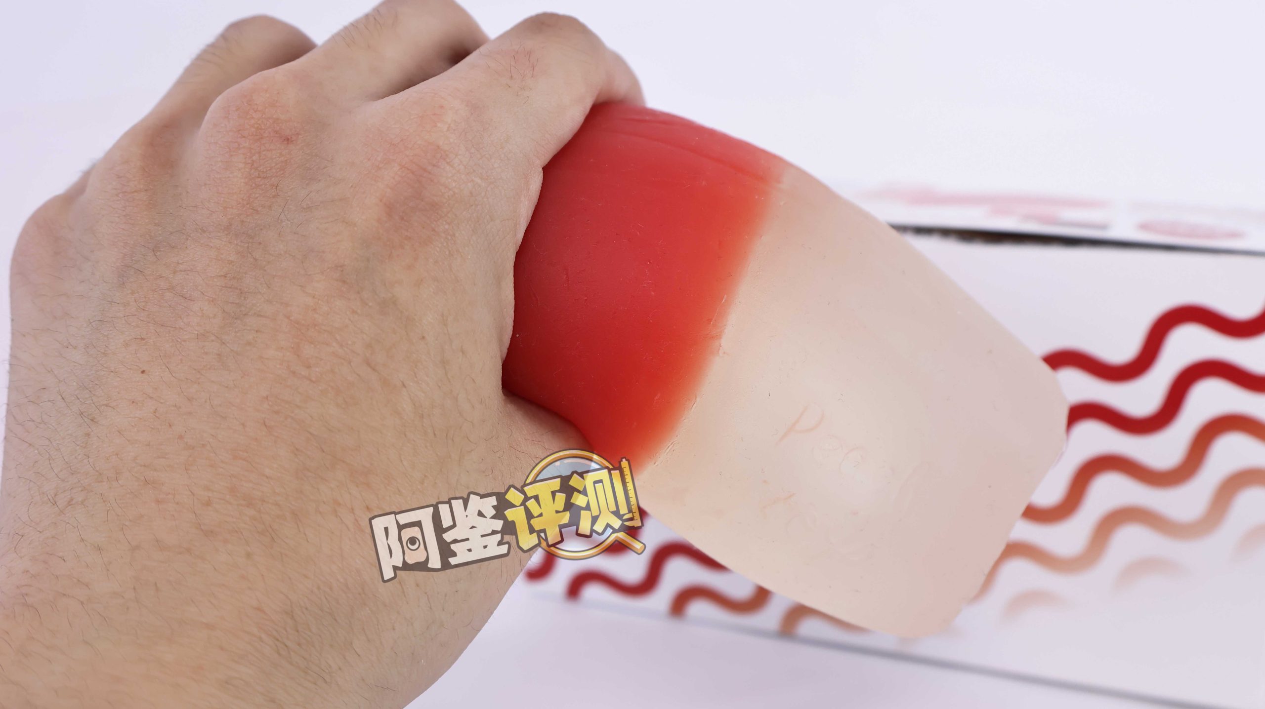 PEACH TOYS——“剐蹭名器555”评测！软感和体验并存？竟然还有纯机械结构的软胶慢玩！