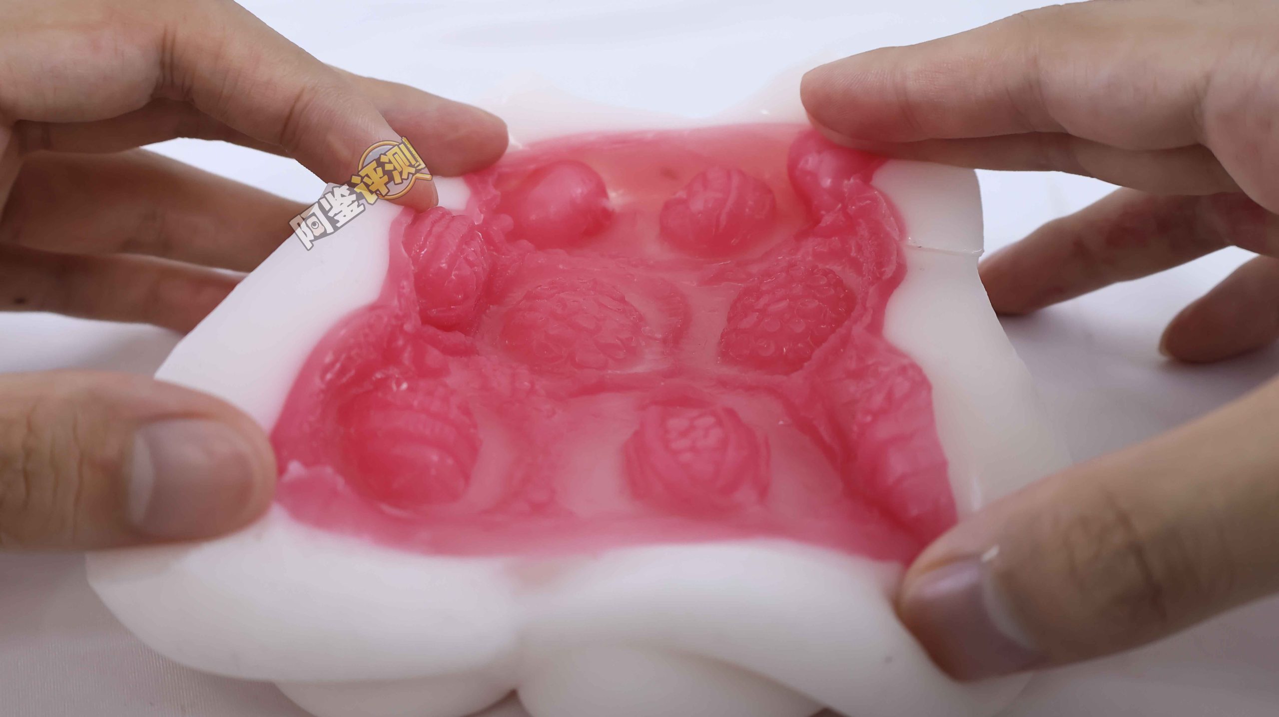 魔眼——“もち雪（BOTE IBO）”评测！纯白如雪的脂软材质，与坚实内层粗糙结构的奇妙配合