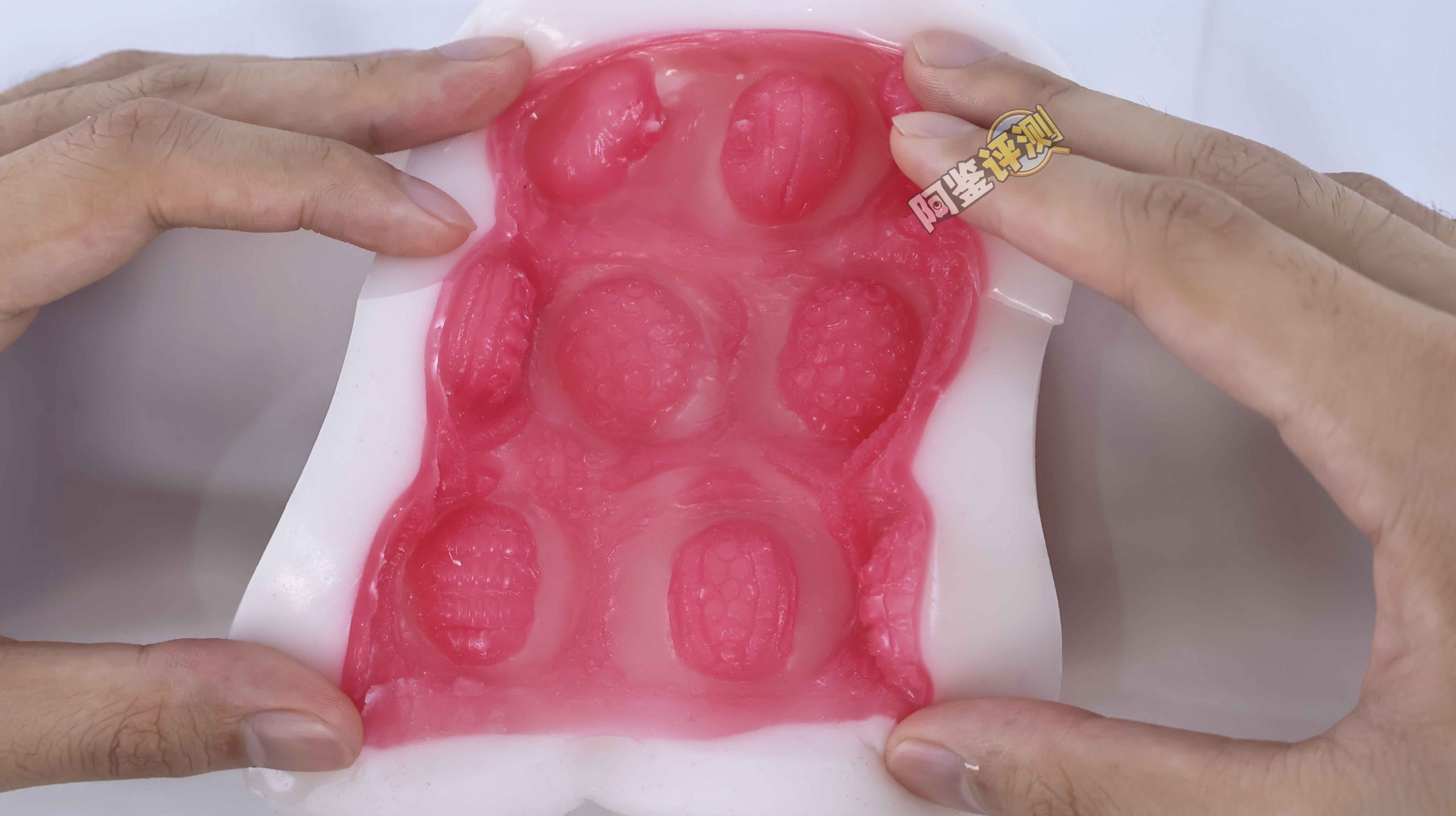 魔眼——“もち雪（BOTE IBO）”评测！纯白如雪的脂软材质，与坚实内层粗糙结构的奇妙配合