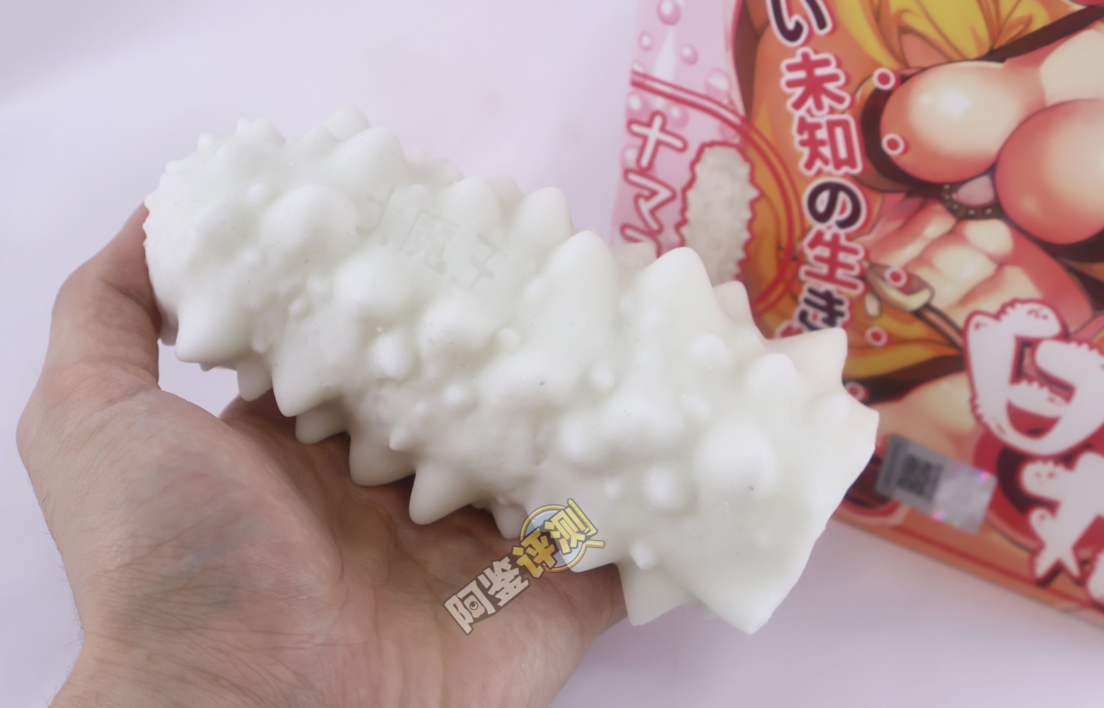 国产大魔王——“白丸”评测！虽然外形手感非常奇怪，但通道的剐蹭感不错