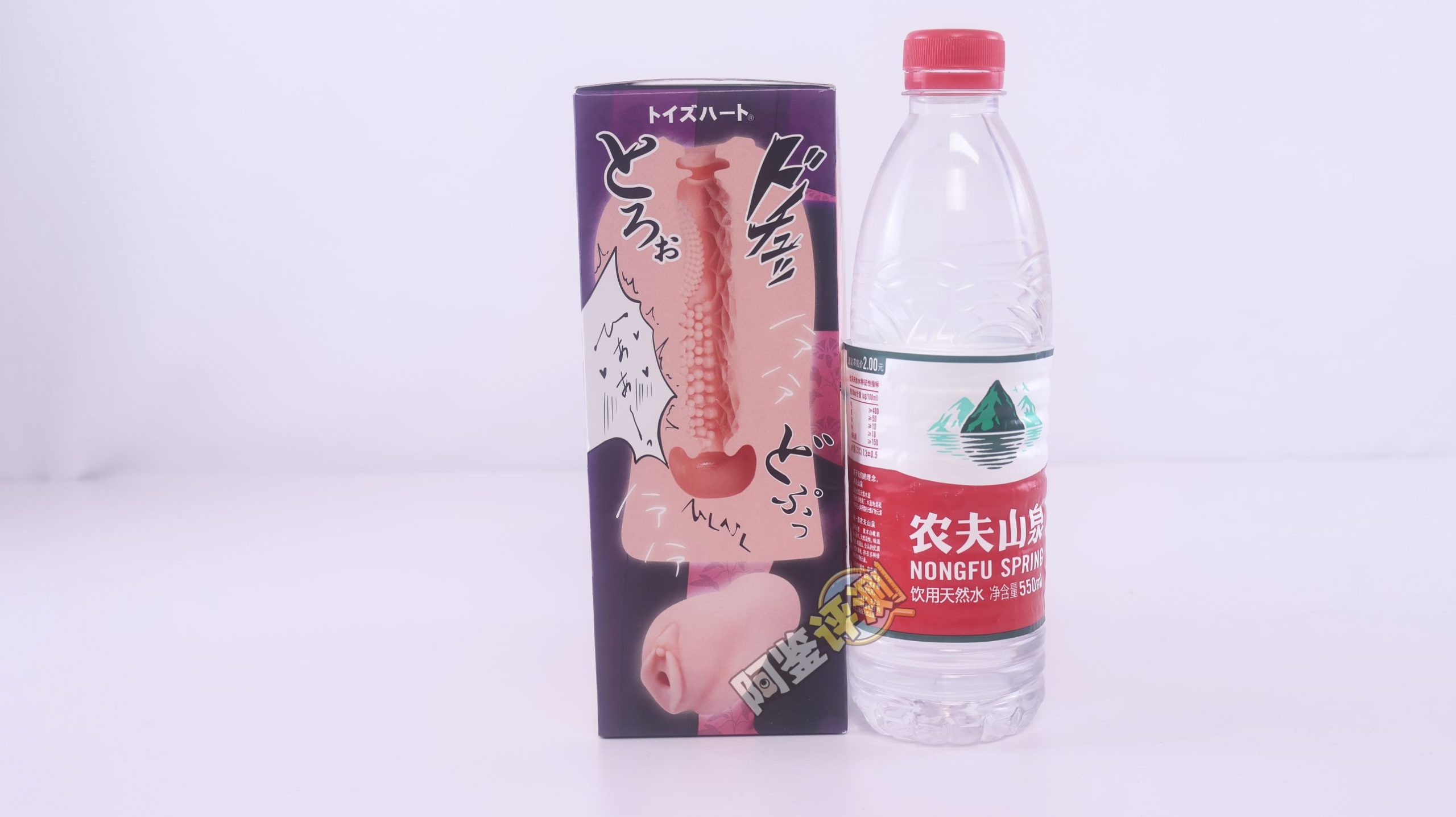 对子哈特——“性感圣经”评测！同样的双面结构，在不同材料体验下居然完全不同