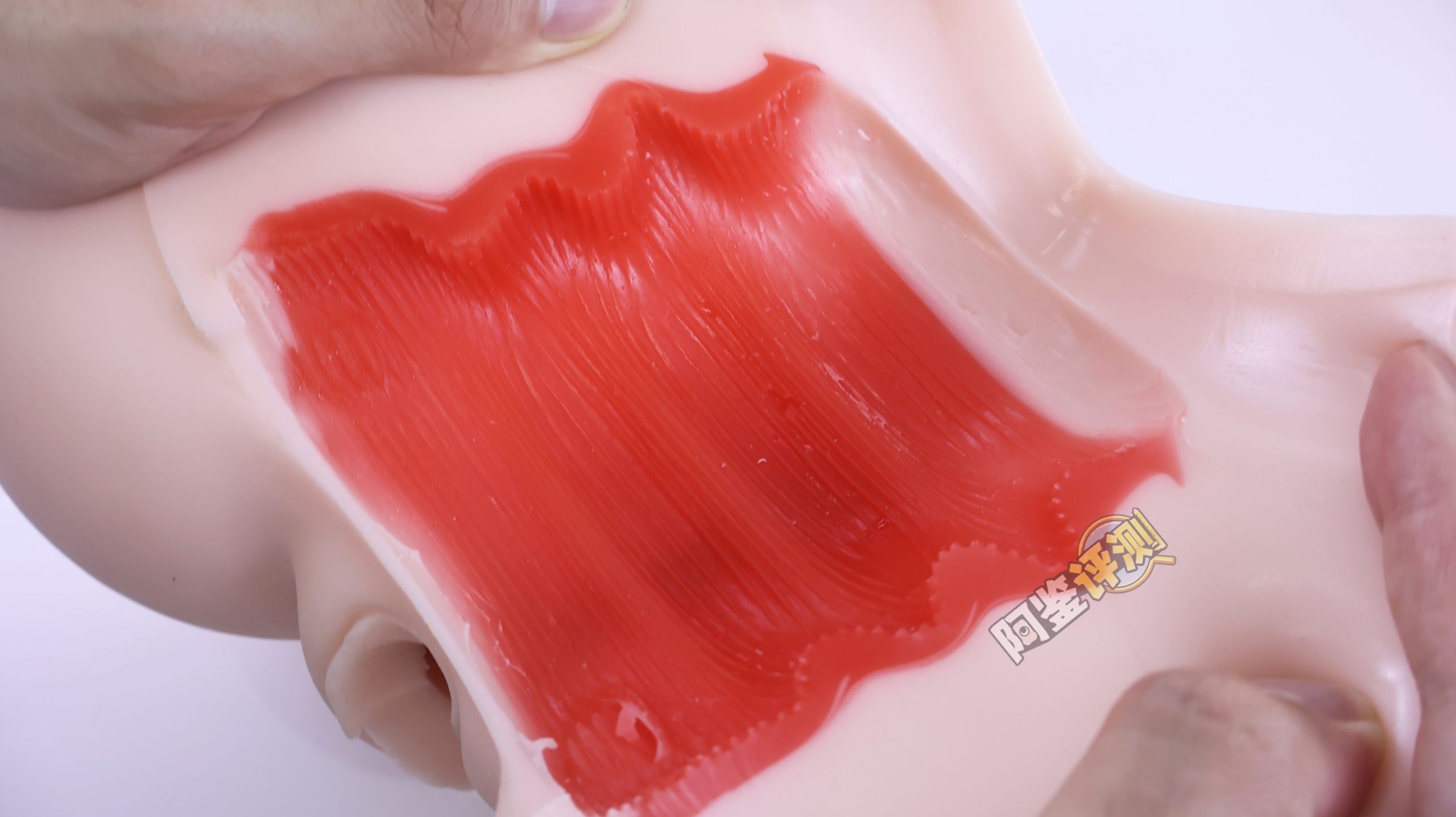 MACCOS——“纯洁之臀BIG”评测！变大后的手感好了太多，但通道为何没有继承？