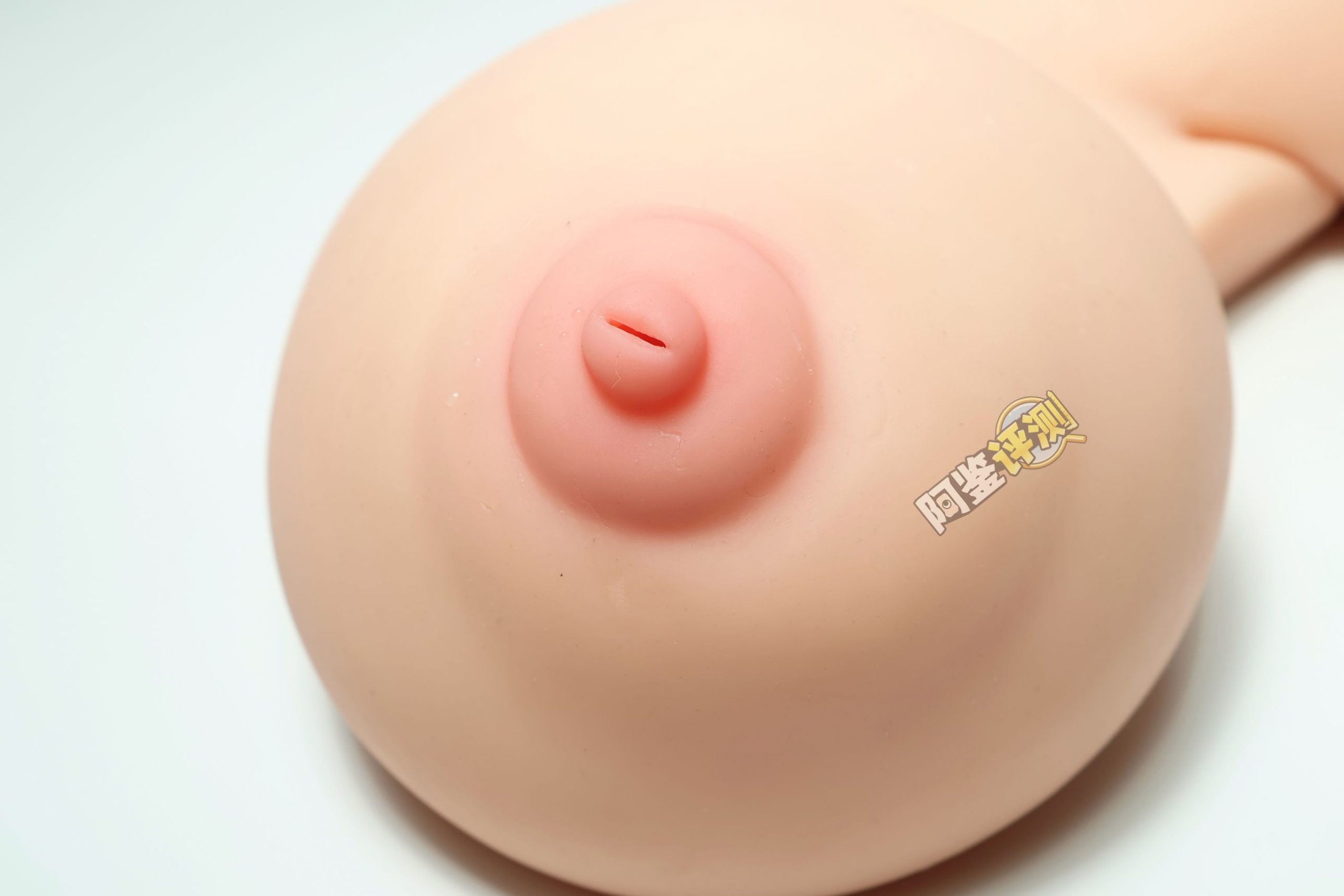 傲川——“爆乳娘”评测!猎奇的超级大雷,能铺满桌面的超级爆乳!