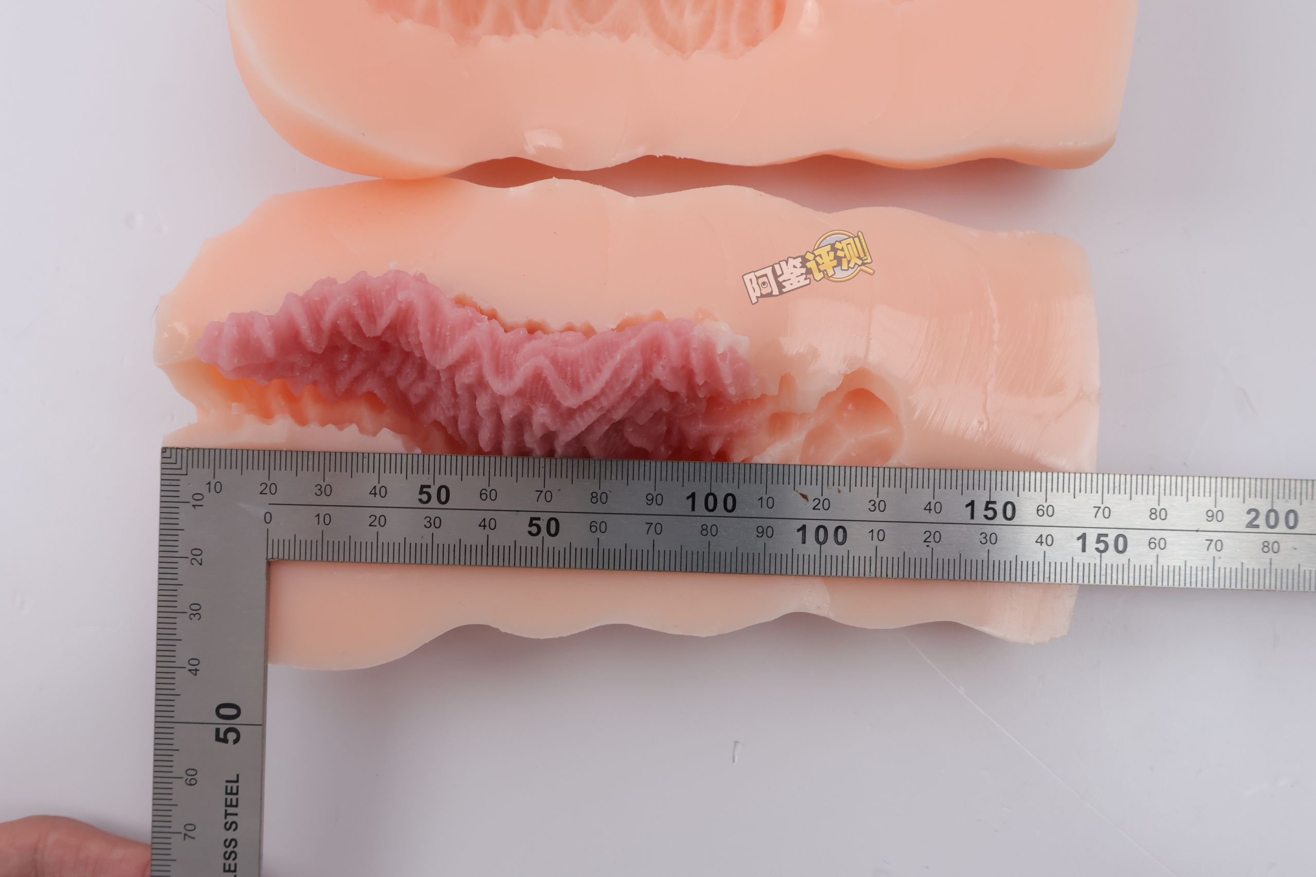 汤马托易士——“AIV NO.06”评测！大舌头很有新意，但软胶外形问题也很大