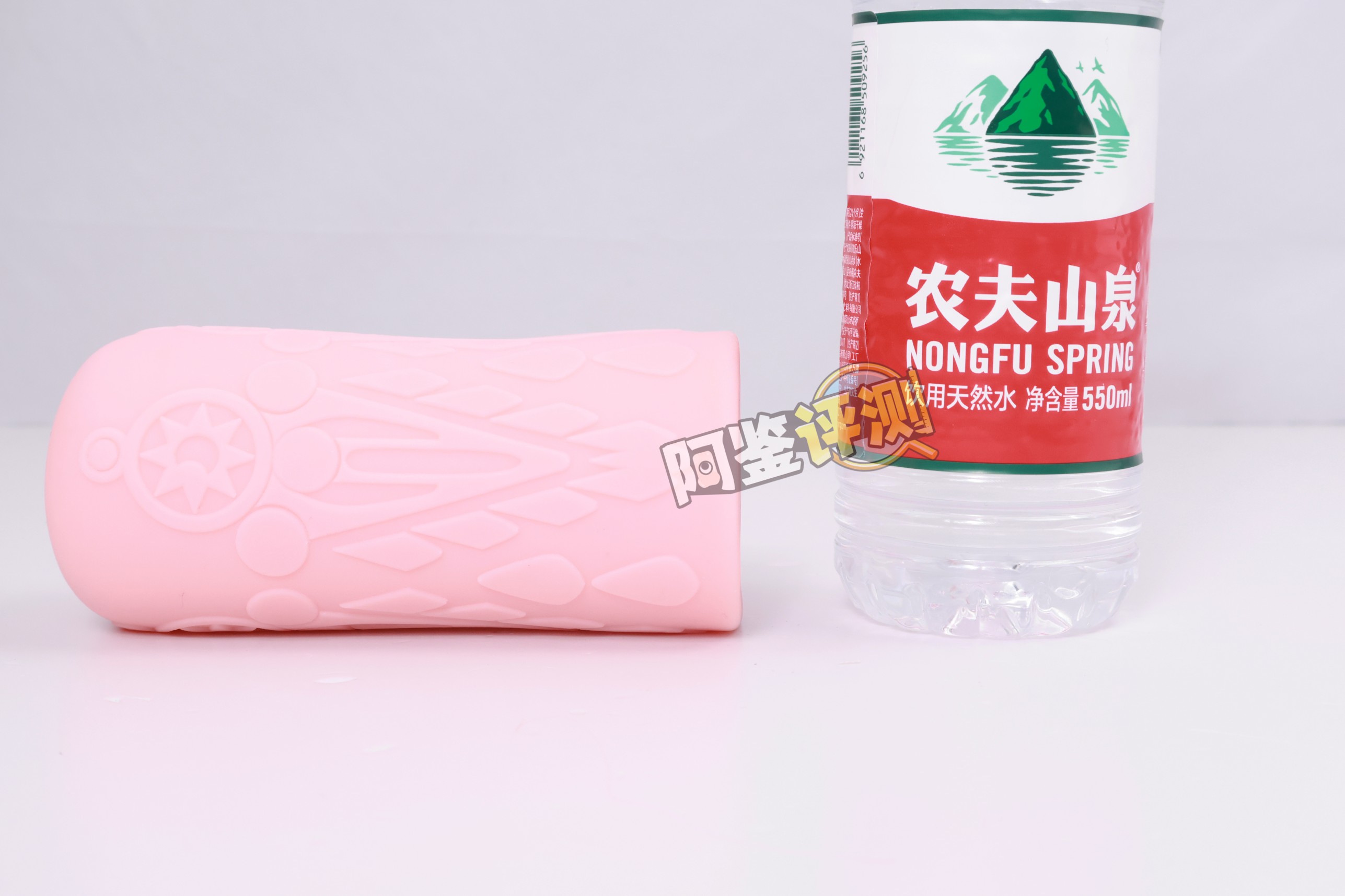 对子哈特——“ 梦幻术士”评测！似曾相识的杂乱感，这系列招牌的真空感已经消失不见了...