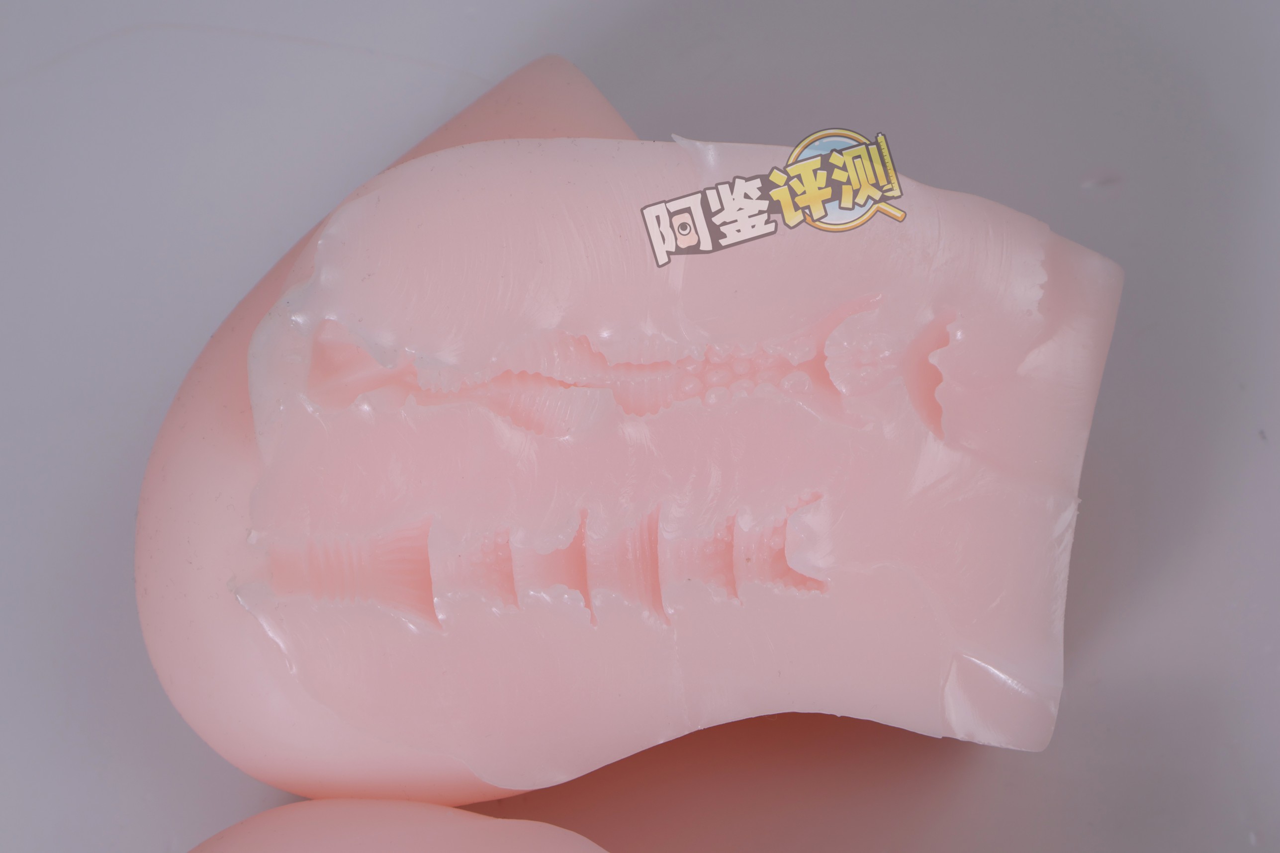 TMT——“星野爱丽丝”评测！软感不错，但个头太小，设计上也感觉有些普通