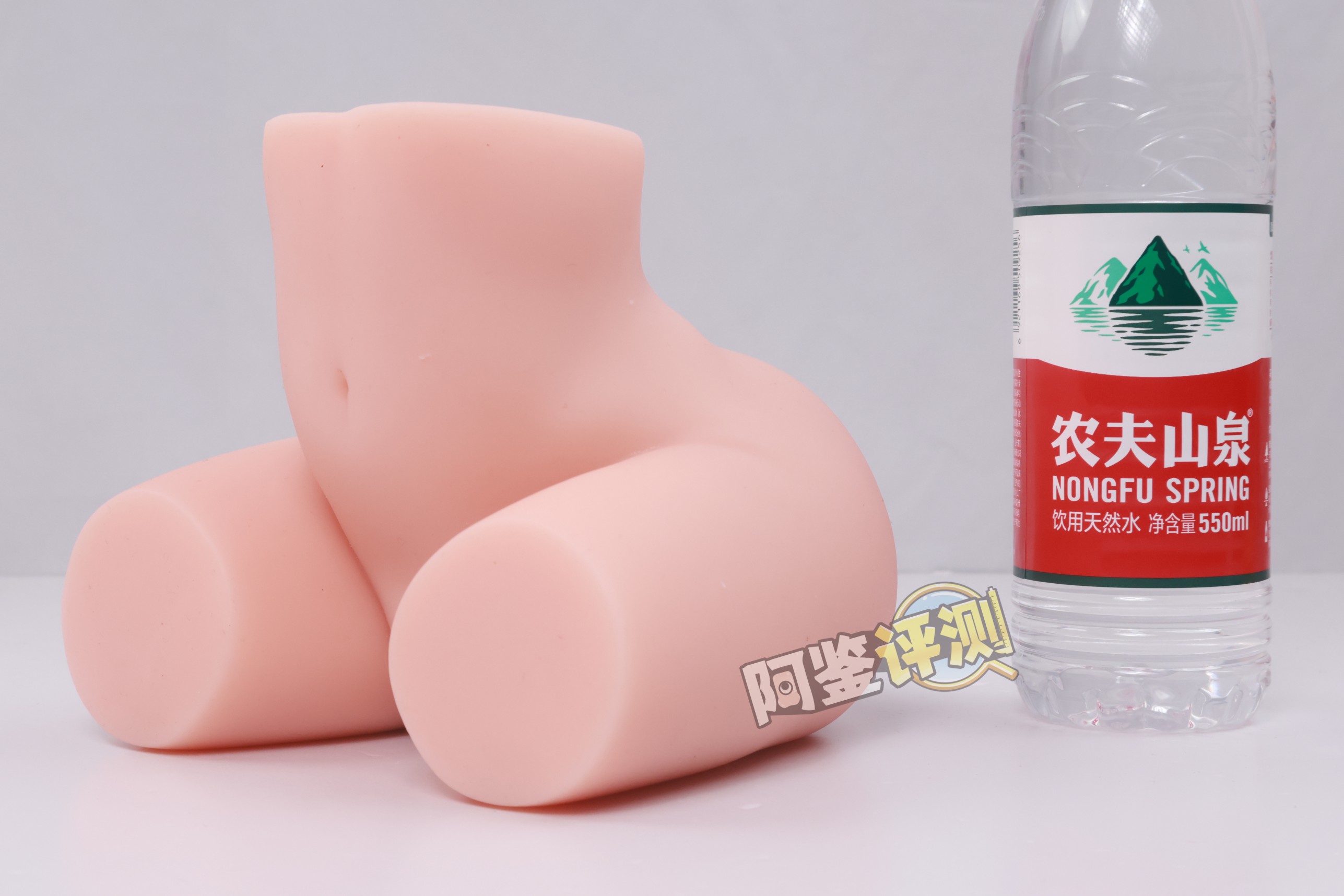 GXP——“兔仆长”评测！猎奇的双子宫小兔几，带腿造型的杯子是怎样体验？