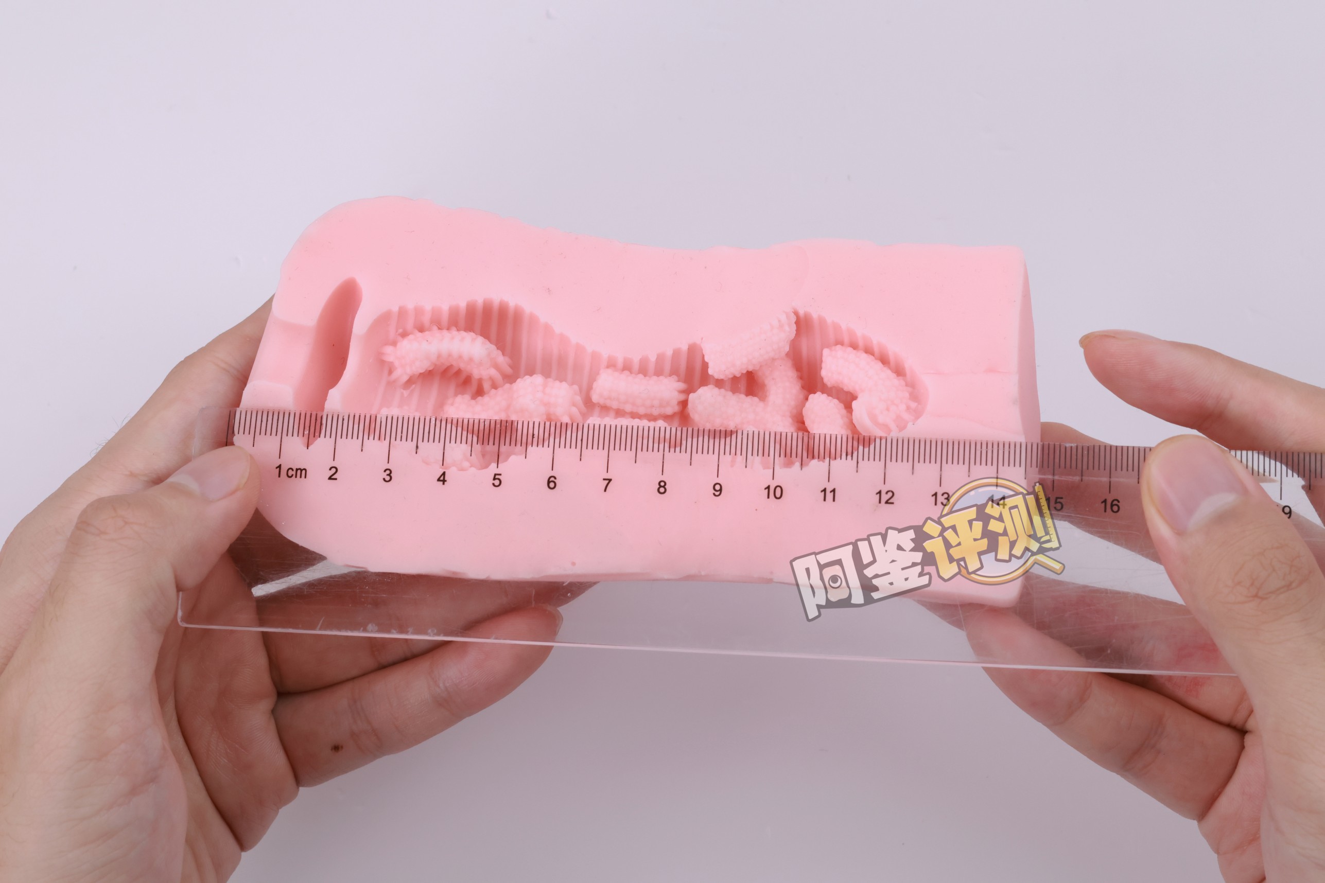 对子哈特——“ 梦幻术士”评测！似曾相识的杂乱感，这系列招牌的真空感已经消失不见了...