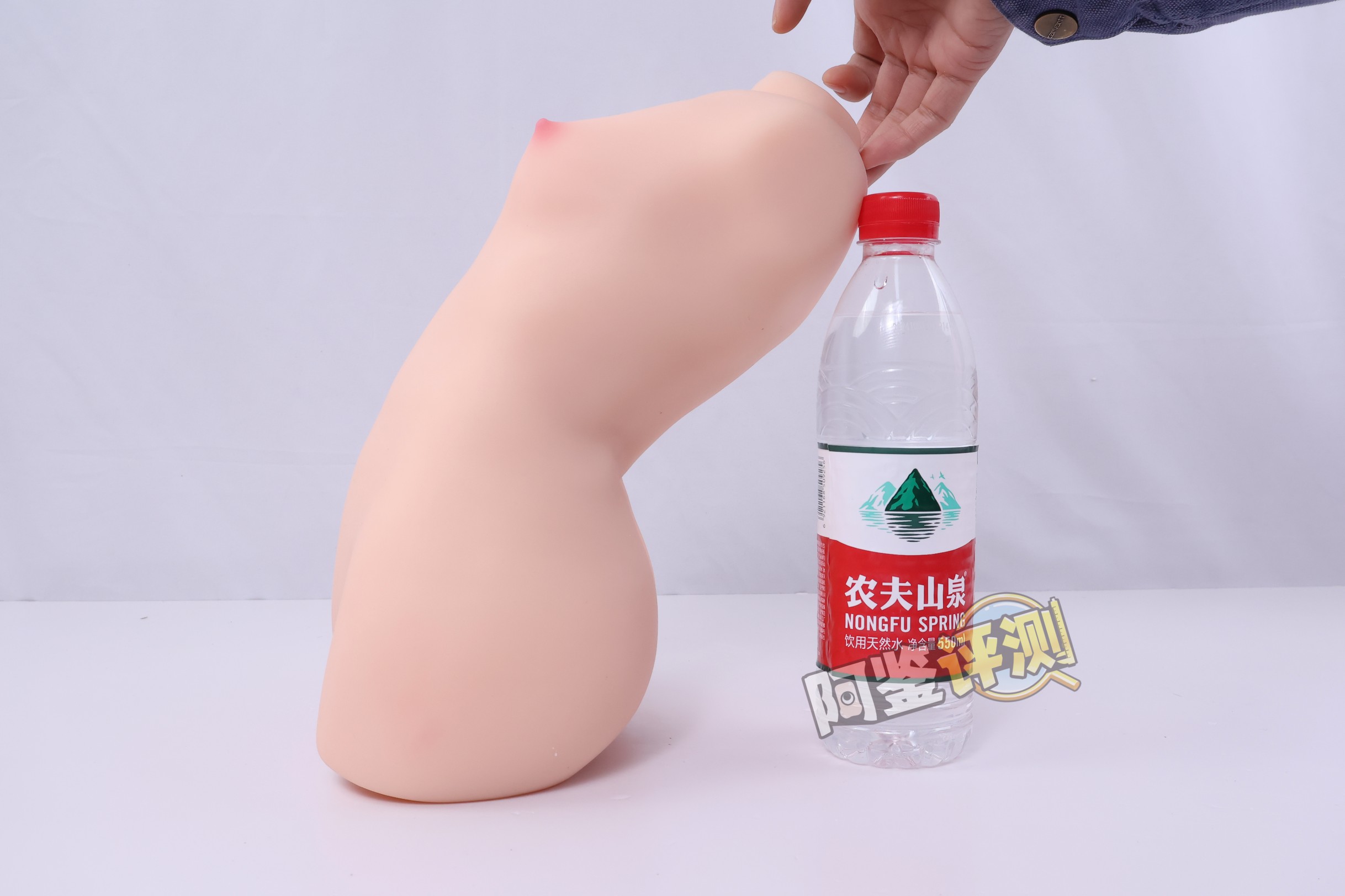 KAGUYANO——“柴慕斯"评测！高硬度的萝莉小身体倒模，你的乳头怎么尖尖的？