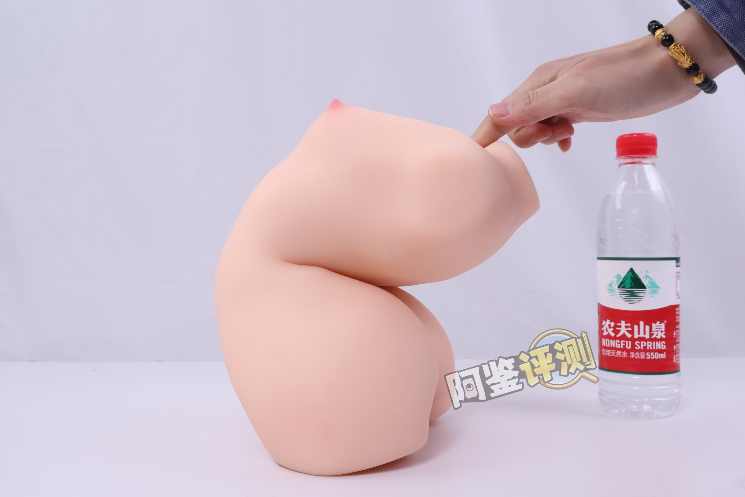 KAGUYANO——“柴慕斯"评测！高硬度的萝莉小身体倒模，你的乳头怎么尖尖的？