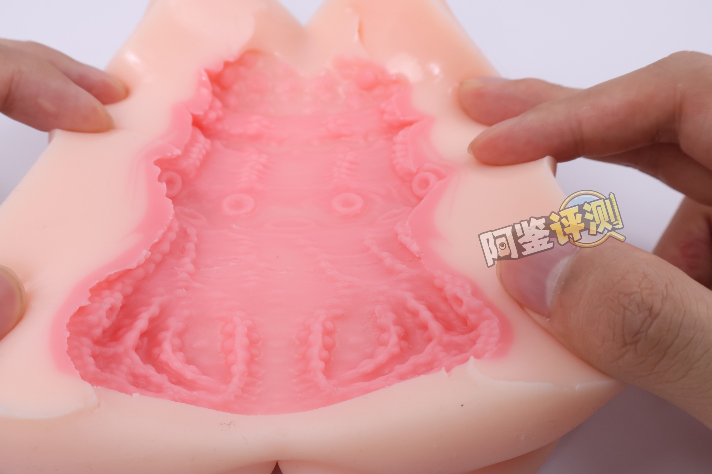 对子哈特——“黑月”评测！降级转型后的第一款慢玩产品，使用的居然也是那个材料....