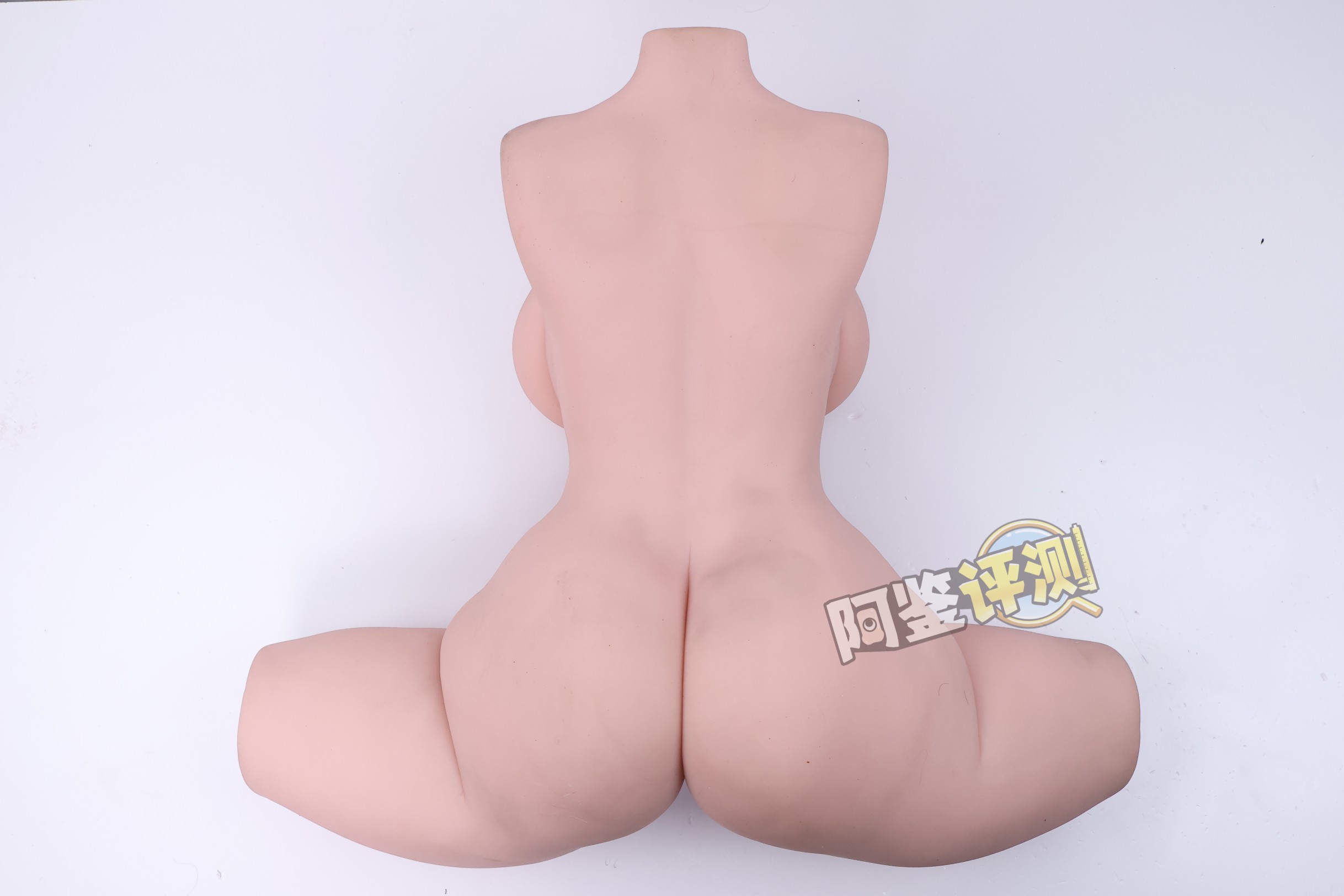 BONMOR——“美骨柔姬”评测！超级真实的肋骨握持感，但腿部和通道设计糟糕到难以相信