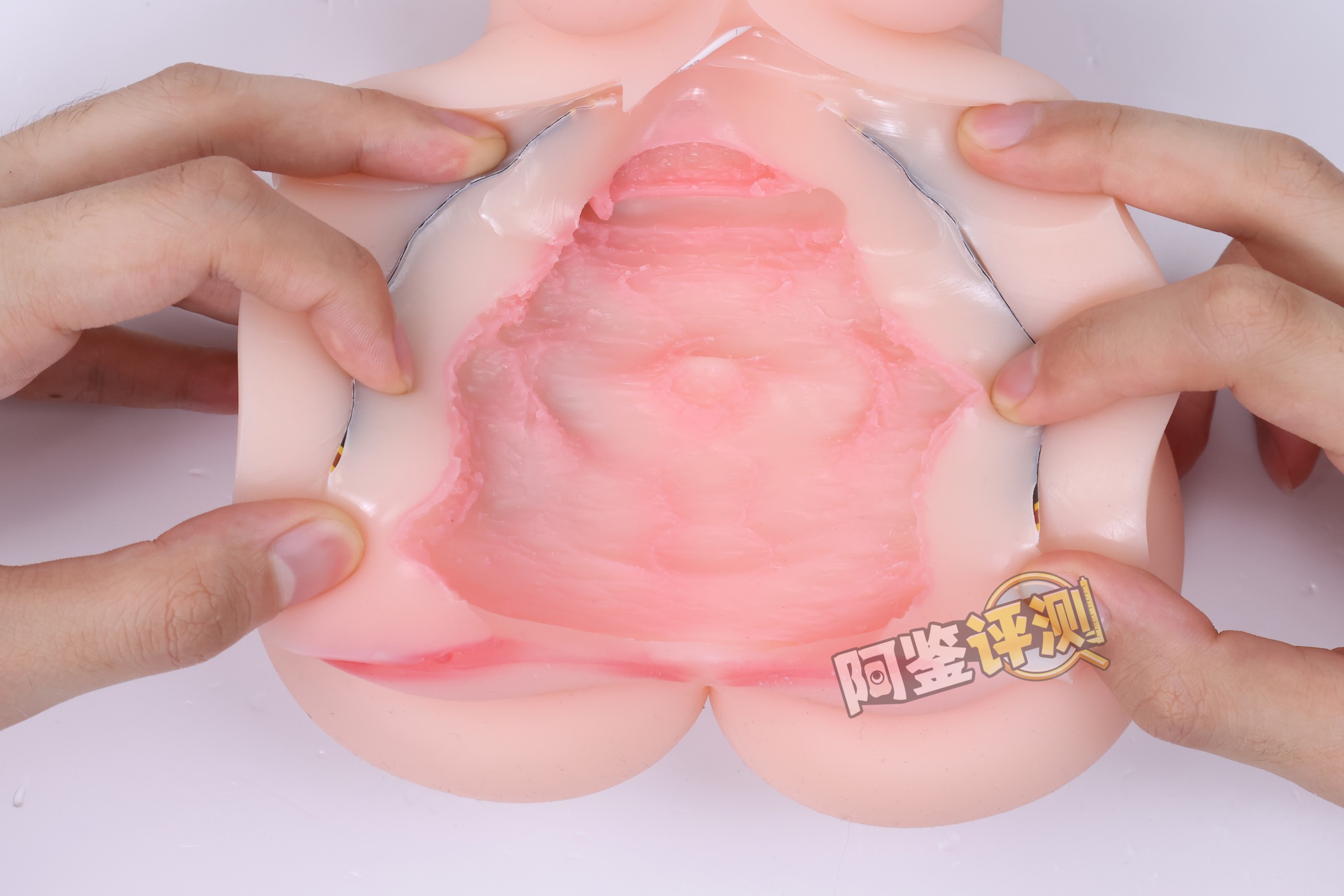 YUU——“热热子四代”评测！体验上虽然没有太多可圈可点的地方，但加热整体效果不错