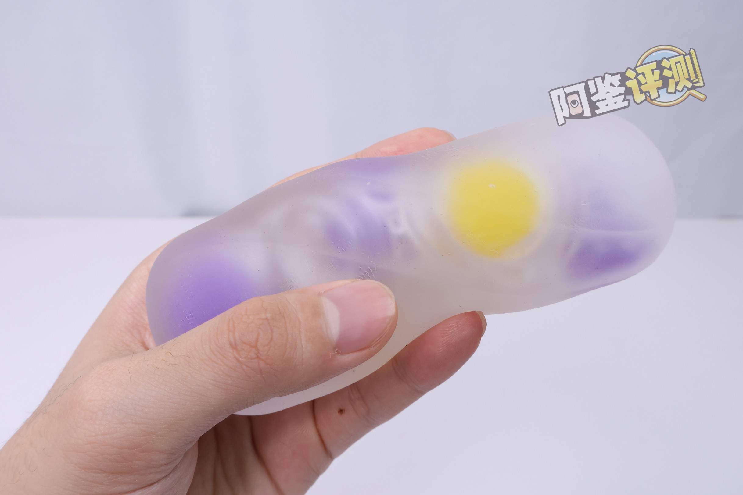 TENGA——“Bobble（魔力弹珠/疯狂方砖）”评测！高配版自慰套，需要手掌配合的“玩具型”飞机杯