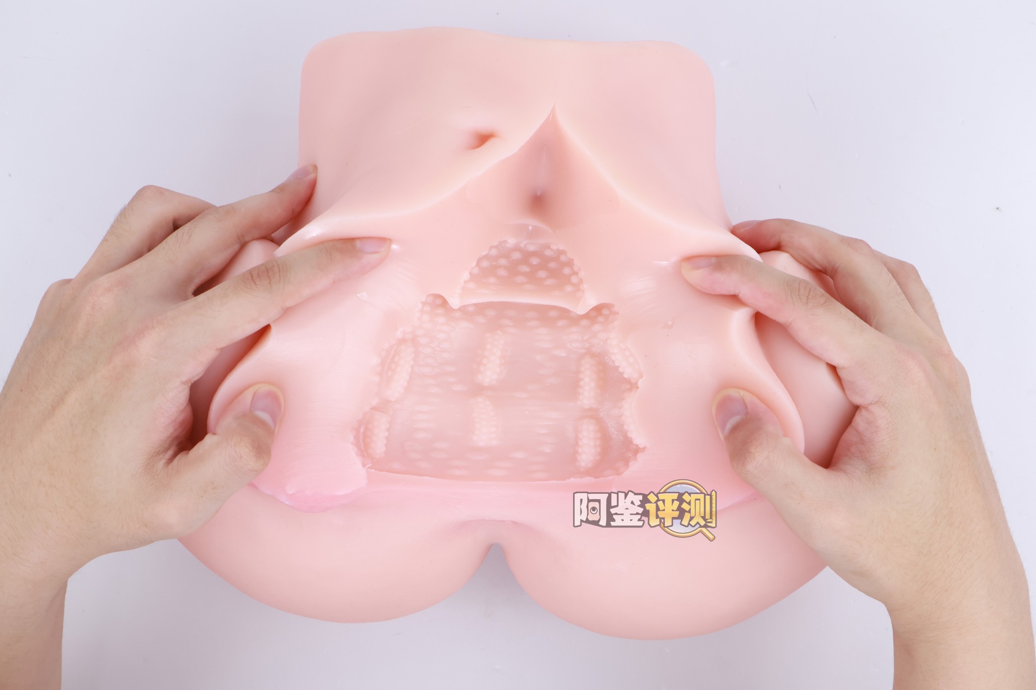 对子哈特——“唯樱璃”评测！再次更换材料的6kg性价比款臀模，非常“平均”的常规PP