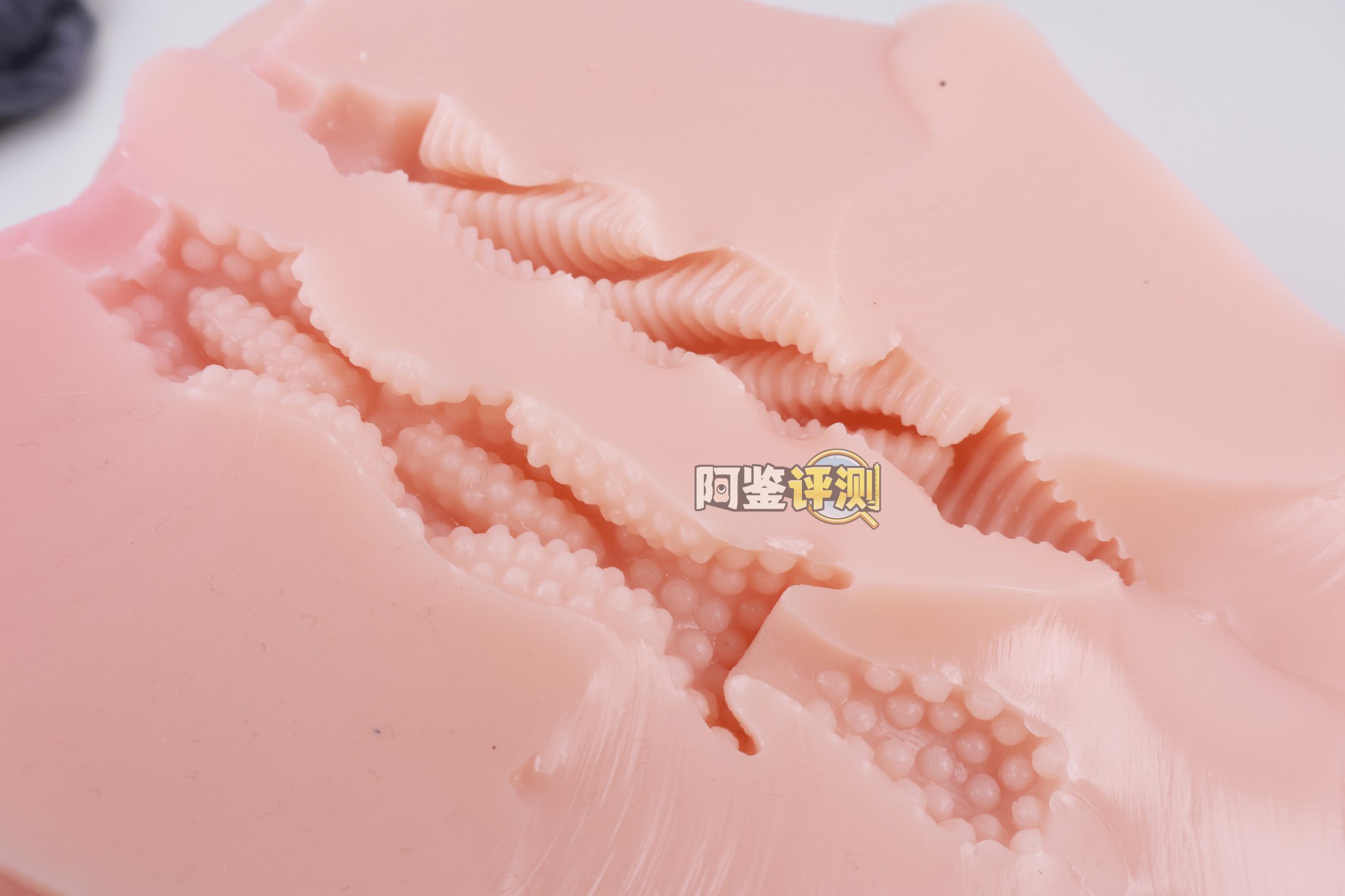 对子哈特——“唯樱璃”评测！再次更换材料的6kg性价比款臀模，非常“平均”的常规PP