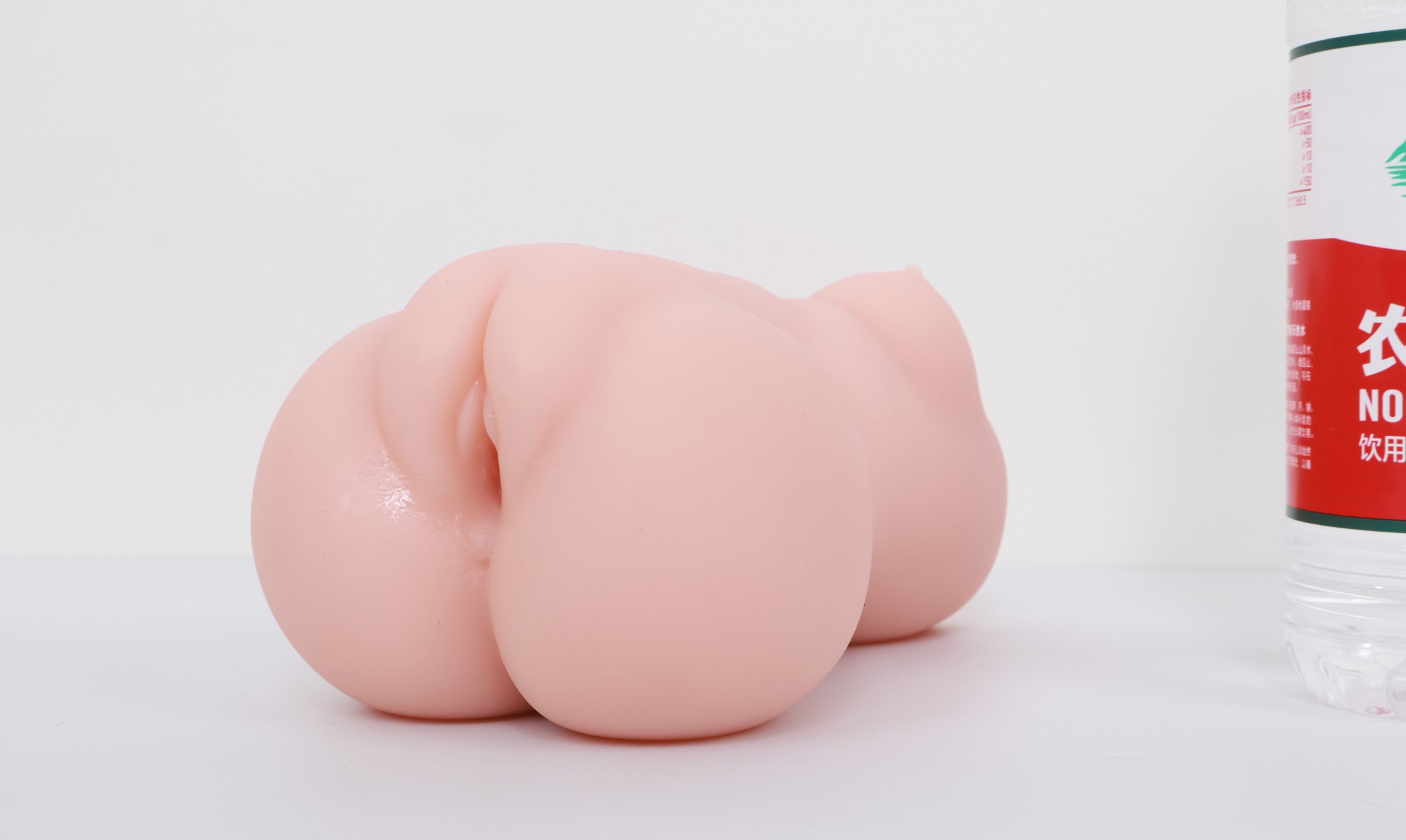 Lovefactor——“禁忌修女2代”评测！朴实无华的“黏膜感+大块”的排气子宫杯，平平无奇还是更具实用性？