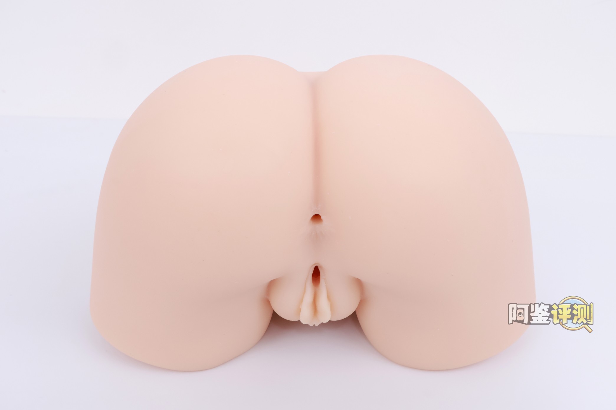 OK——“地雷系彼女”评测！硬度如此高的小臀模，撞起来的感觉像是”以卵击石“.....