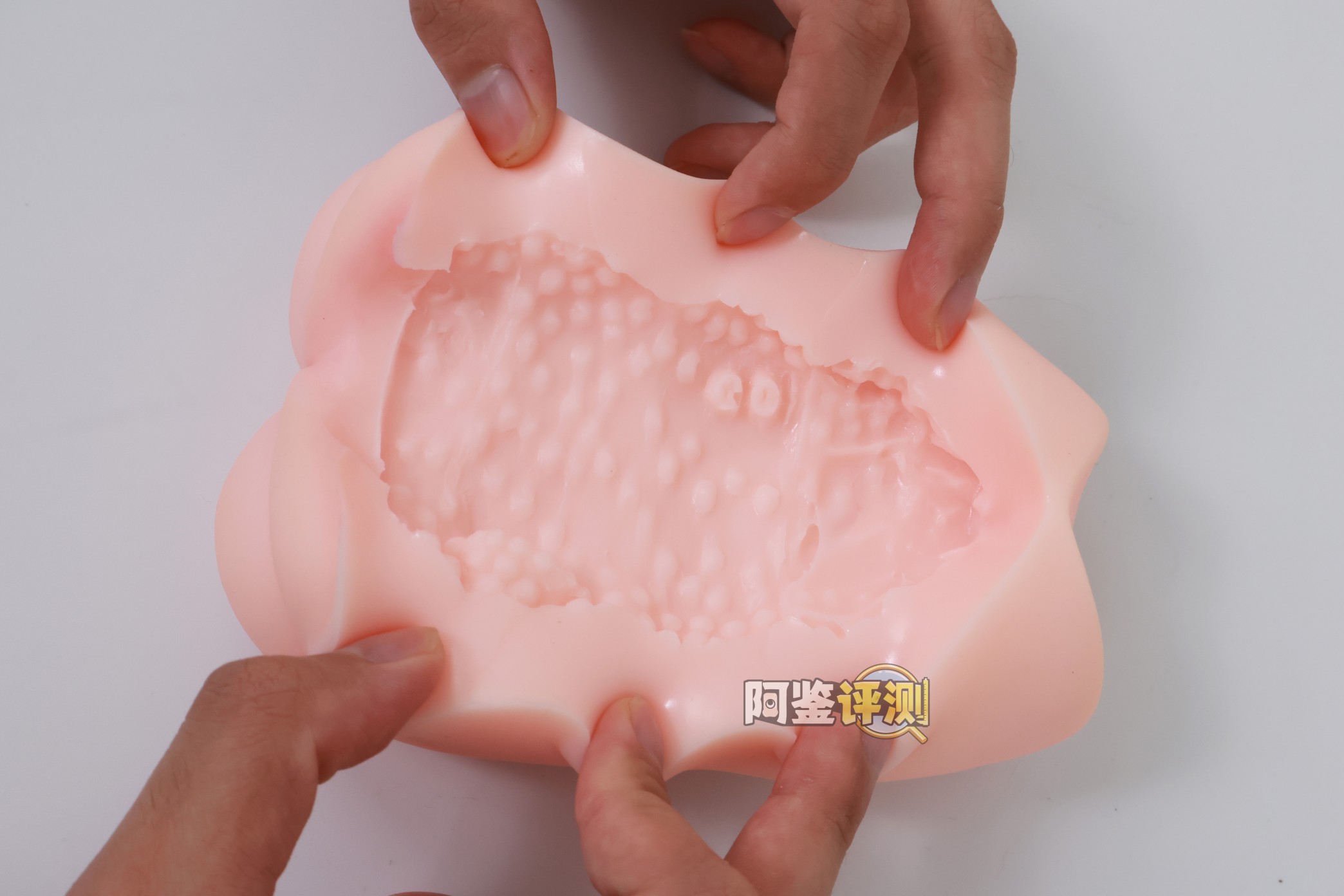 网易春风——“元娘2代(春夏)”评测!同样的小杯风格?这胶体设计师真得给插画师磕一个吧