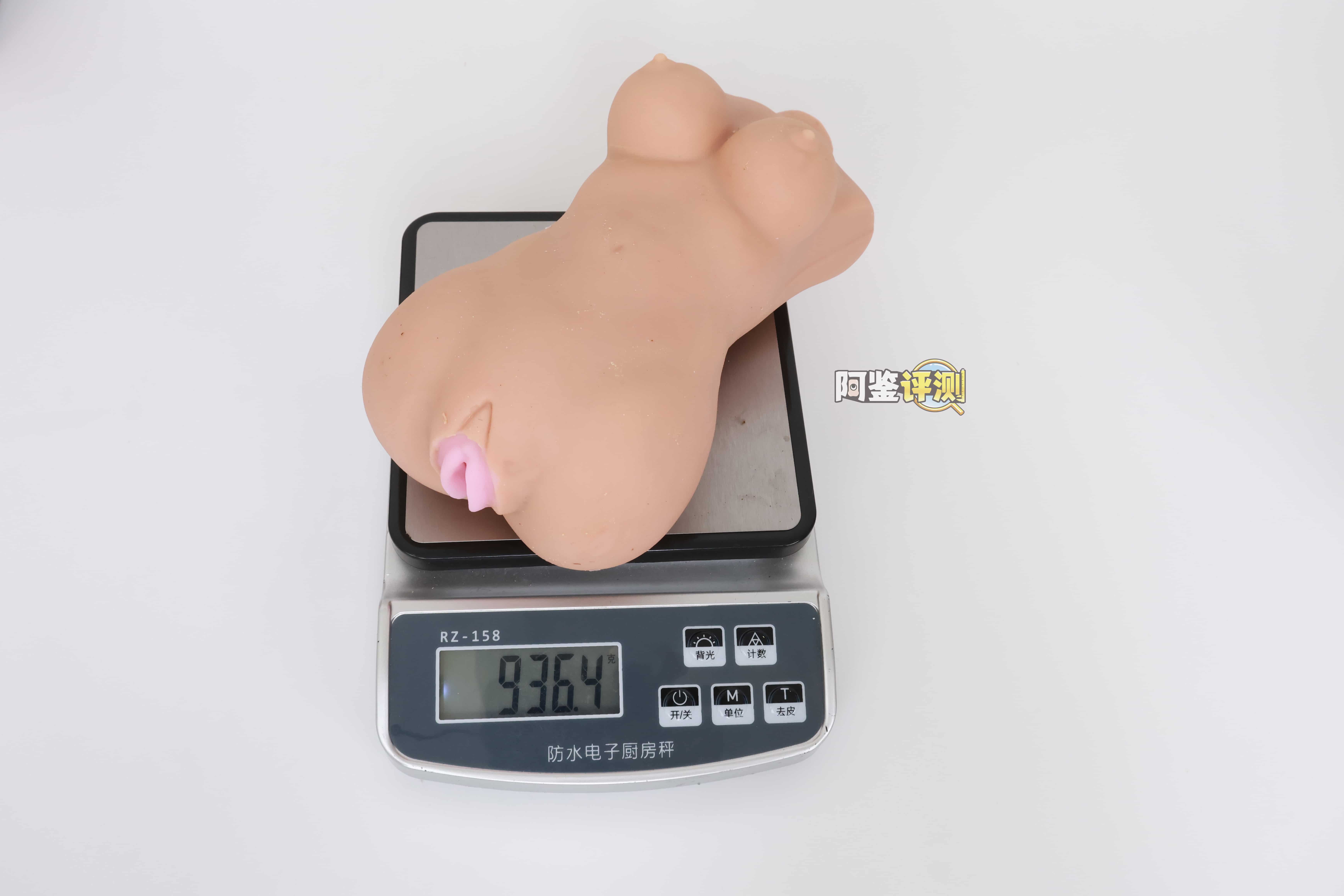 魔眼——“超丰满辣妹”评测!我用过最精致细腻的剐蹭纹理,却被粗糙的外形破坏掉了...