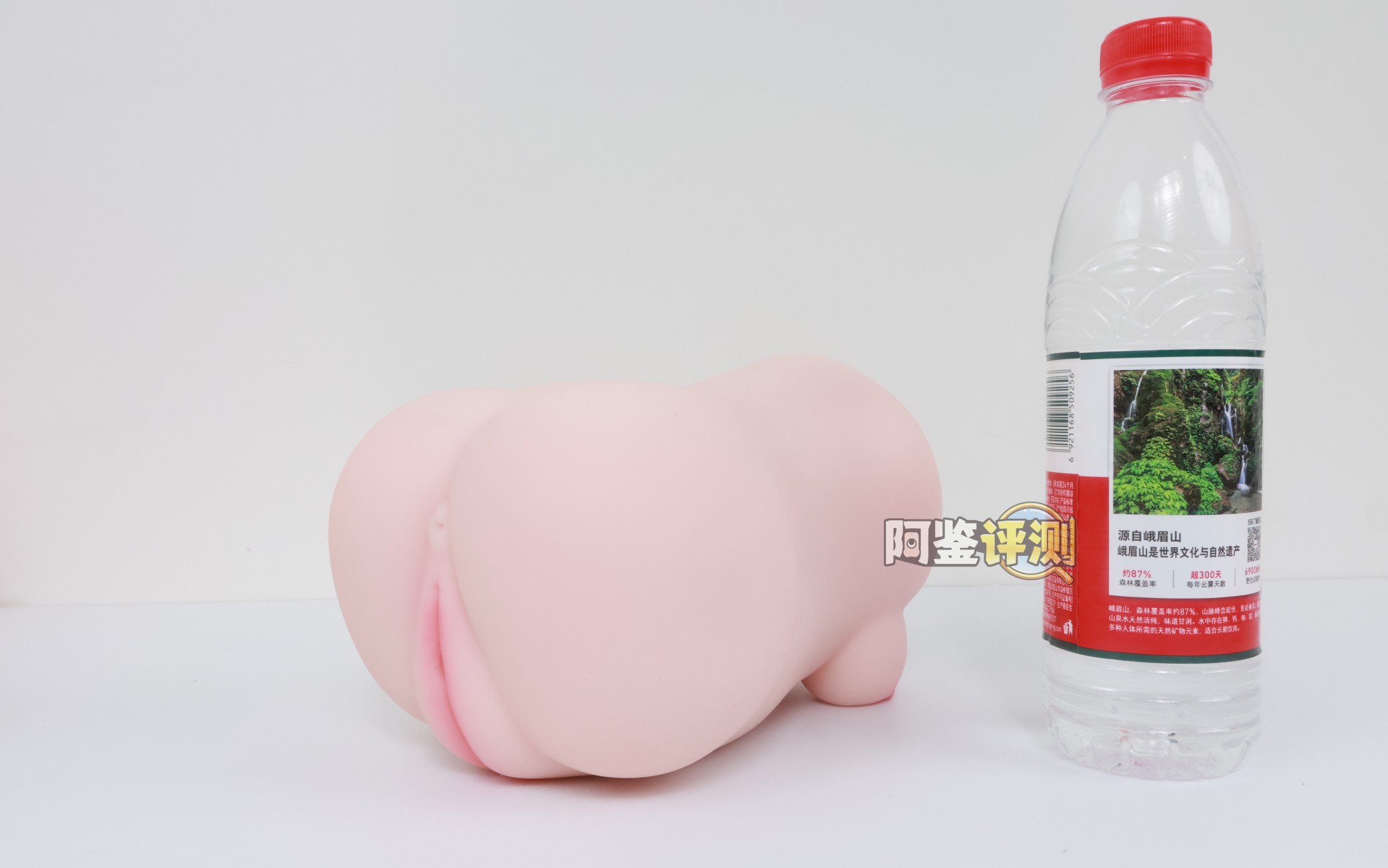 YUU——“内伸缩樱乃酱”评测！胖乎乎的传统派活塞型电动杯，能力综合但是缺乏亮点