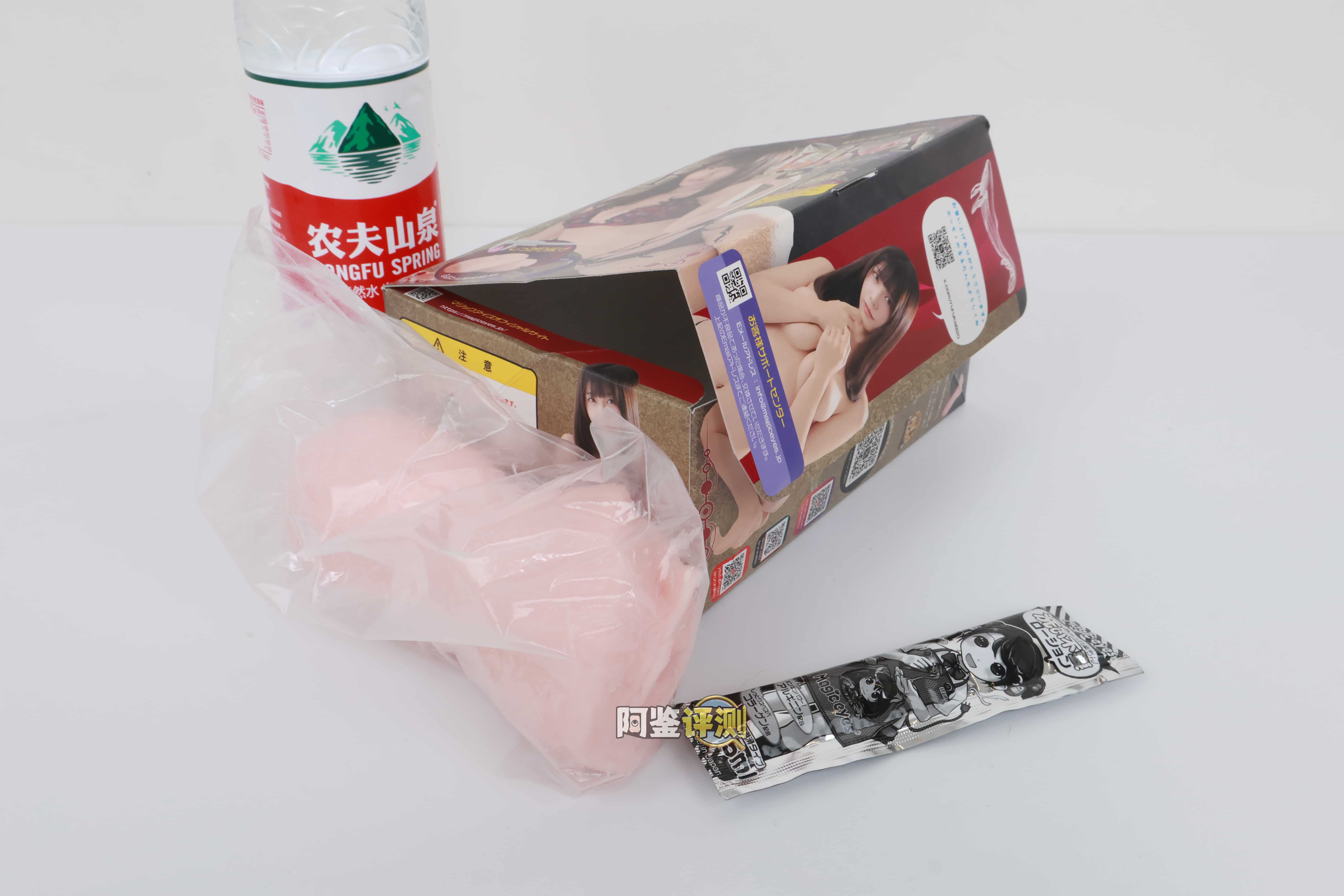 魔眼——"露露碳"评测!以猎奇画风和奇妙主题著称的魔眼,怎么突然做起了女优联名款?