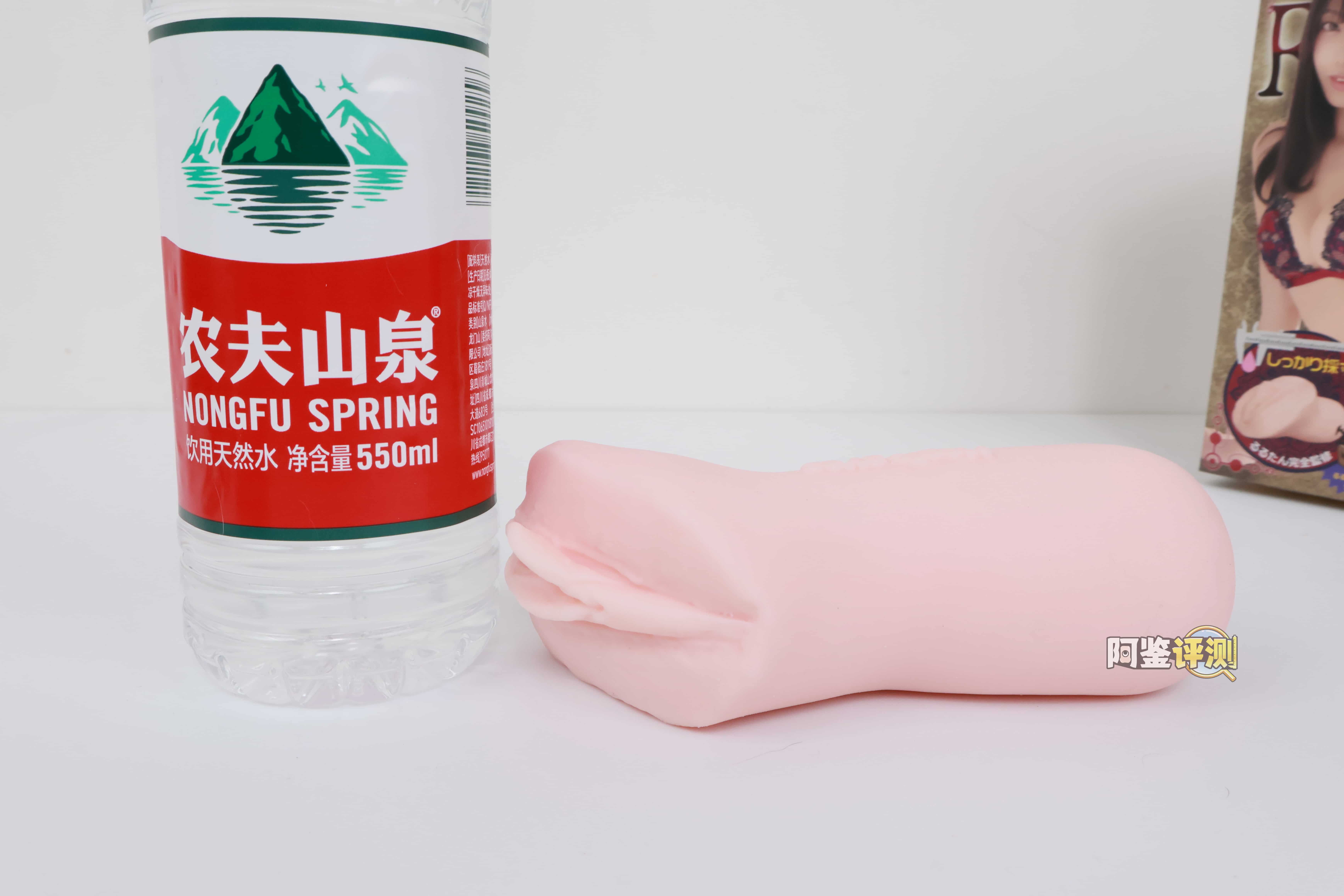 魔眼——"露露碳"评测！以猎奇画风和奇妙主题著称的魔眼，怎么突然做起了女优联名款？