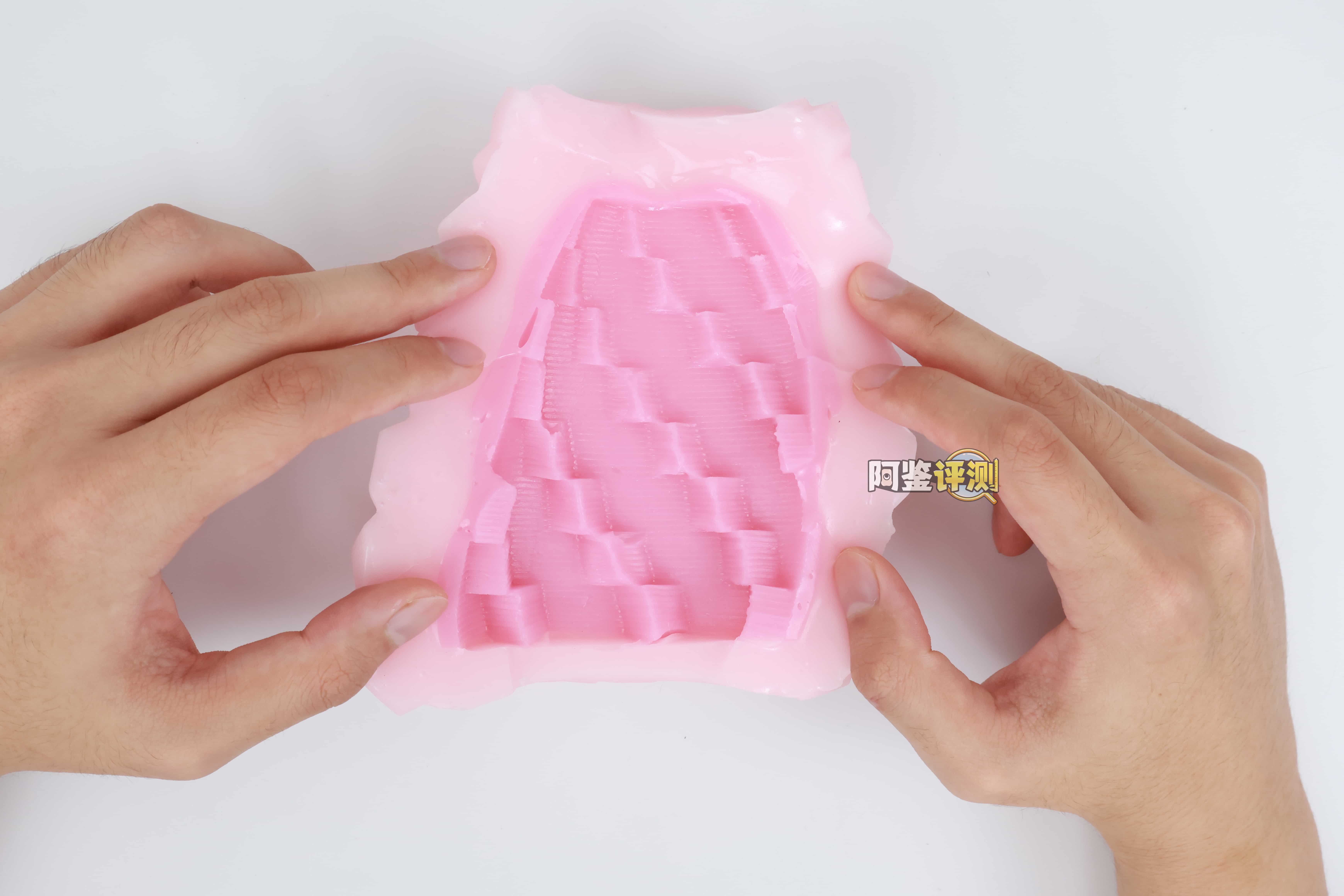 KK——“榨精术士”评测!外软内硬的旋转大块结构,有物理刺激但缺少一些肉感的包裹