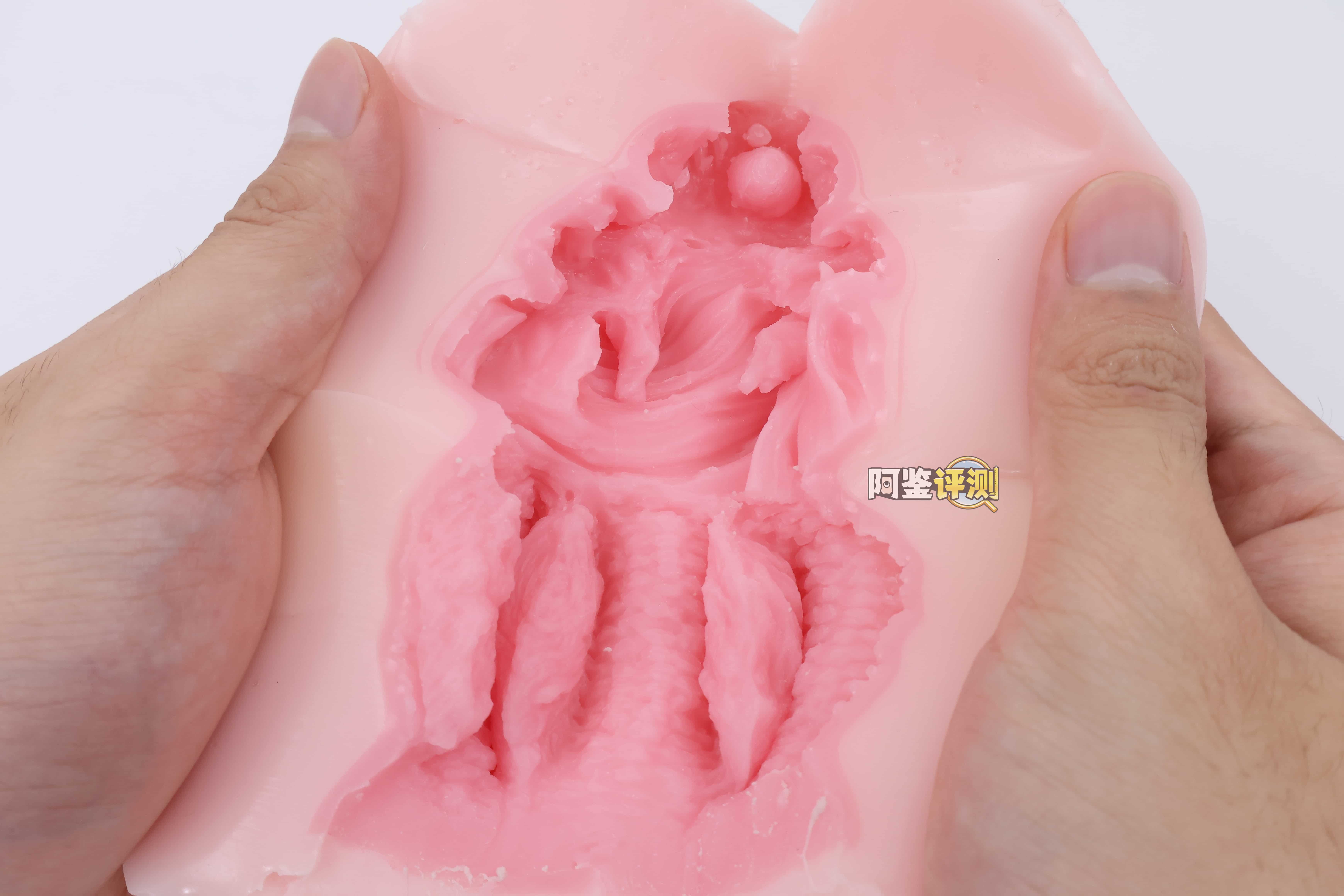 魔眼——"acme hacks（软）"评测！超猎奇的结构用起来居然是丝滑的仿真感，不过大开口的设计露出来的油太多了