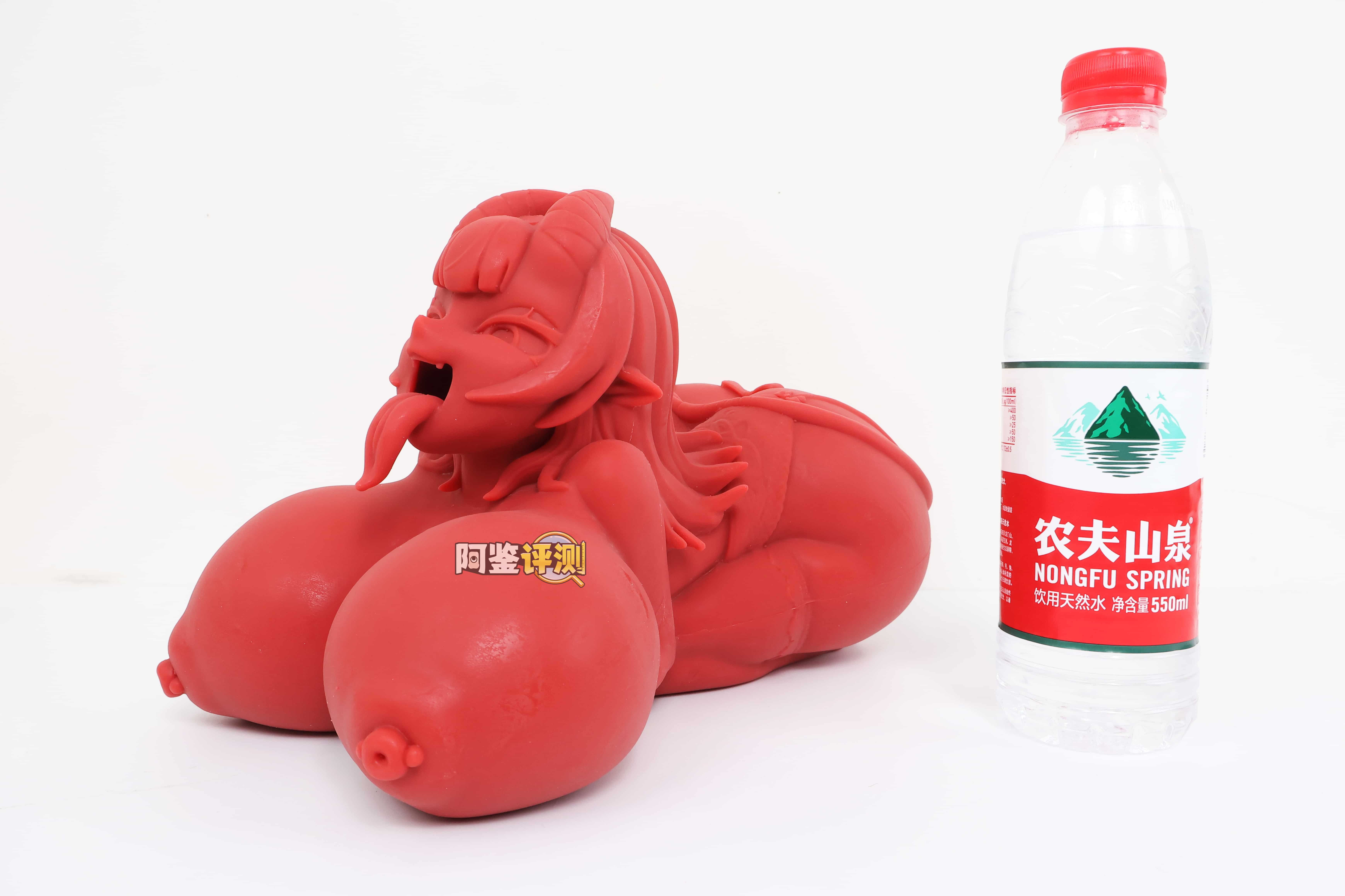 MRL——”魅魔meru”评测！硅胶材质制作的手办型联名杯子，看着有趣用起来却有点痛苦