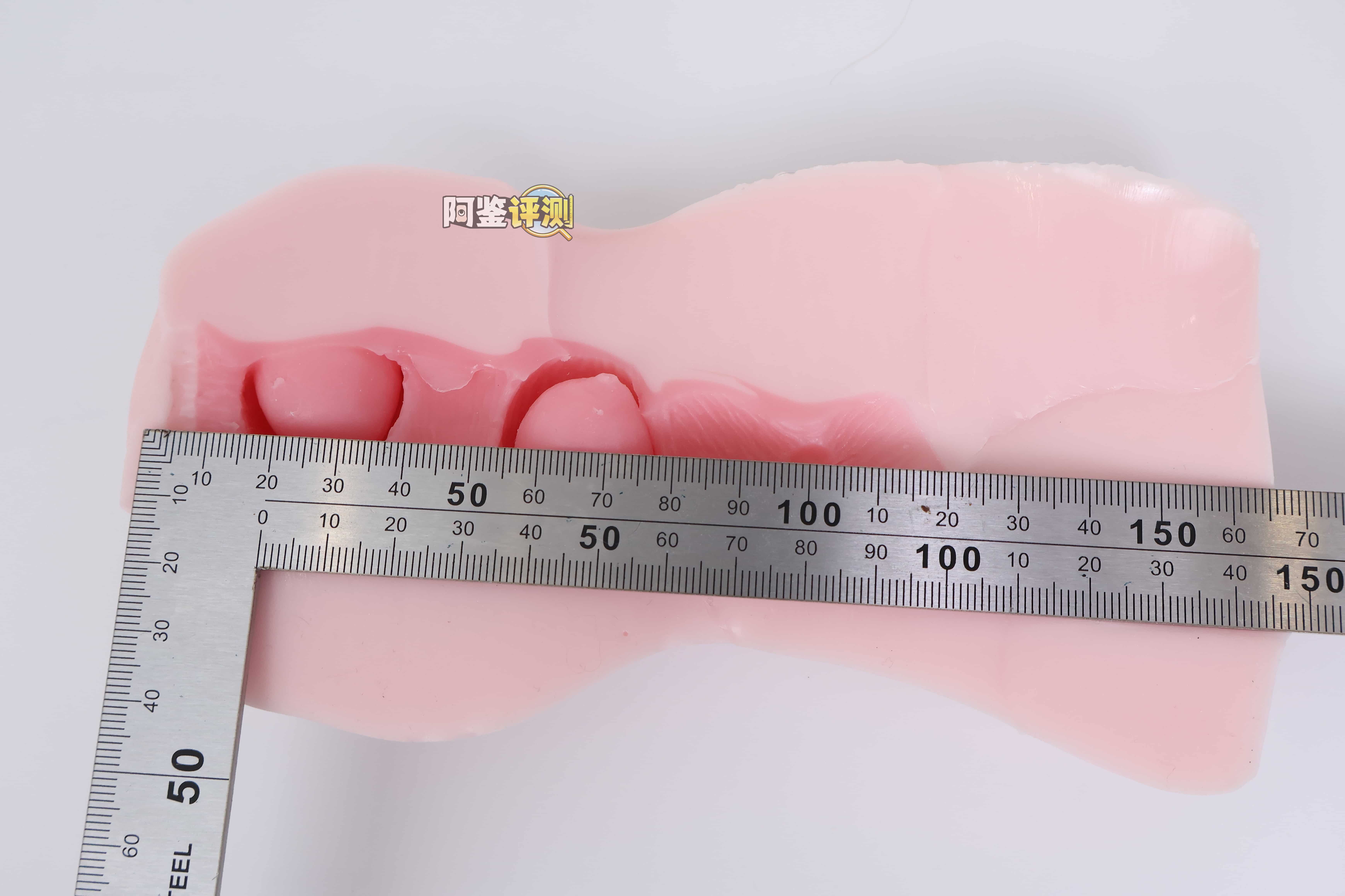 YUU——”乳推神乐”评测！乳交居然要靠通道结构来实现？这设计概念多少是有点搞笑成分在