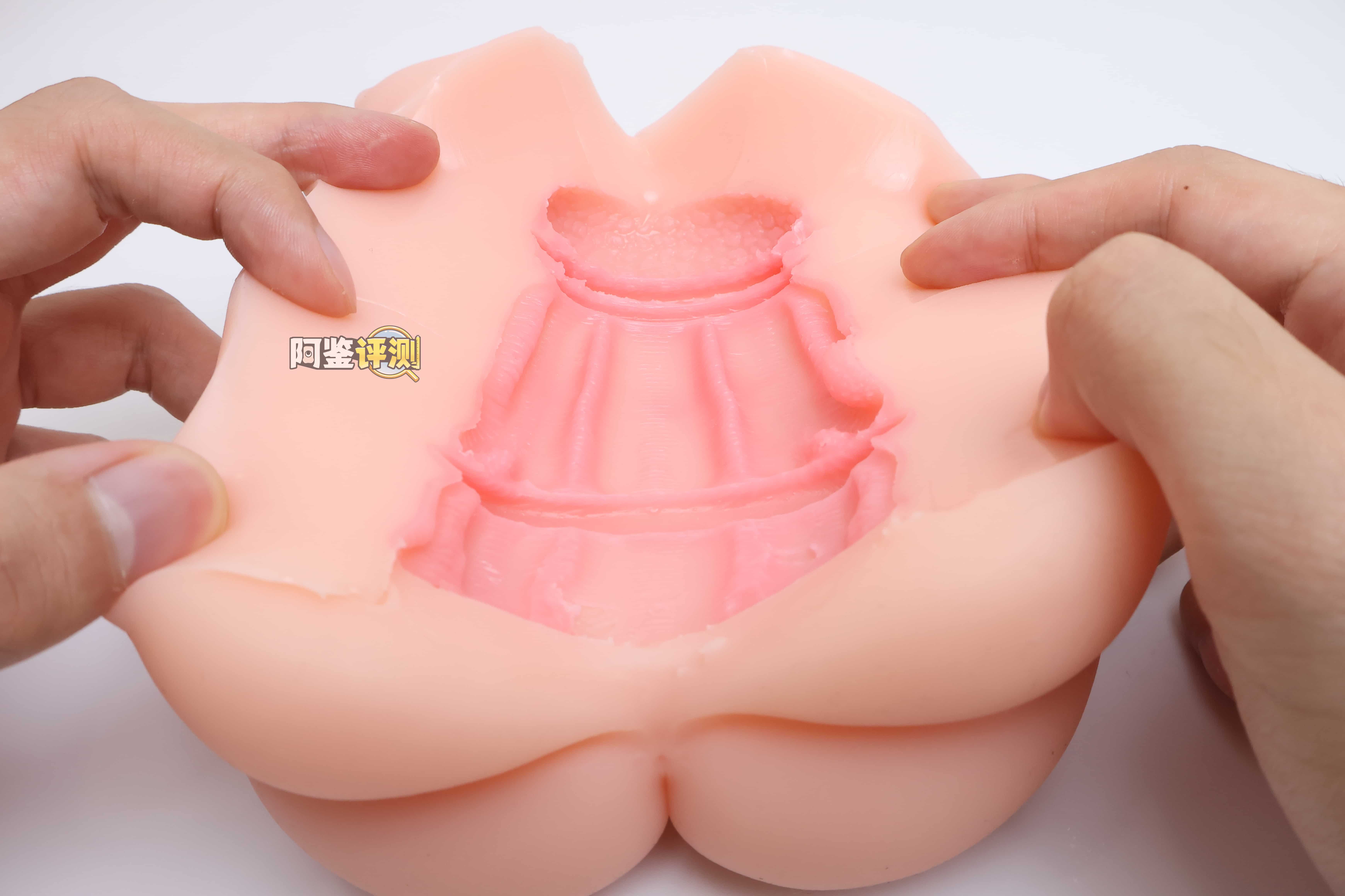 RQS——"牛娘净化"评测！简单紧致的突破型结构，但简单的设计似乎不怎么耐玩