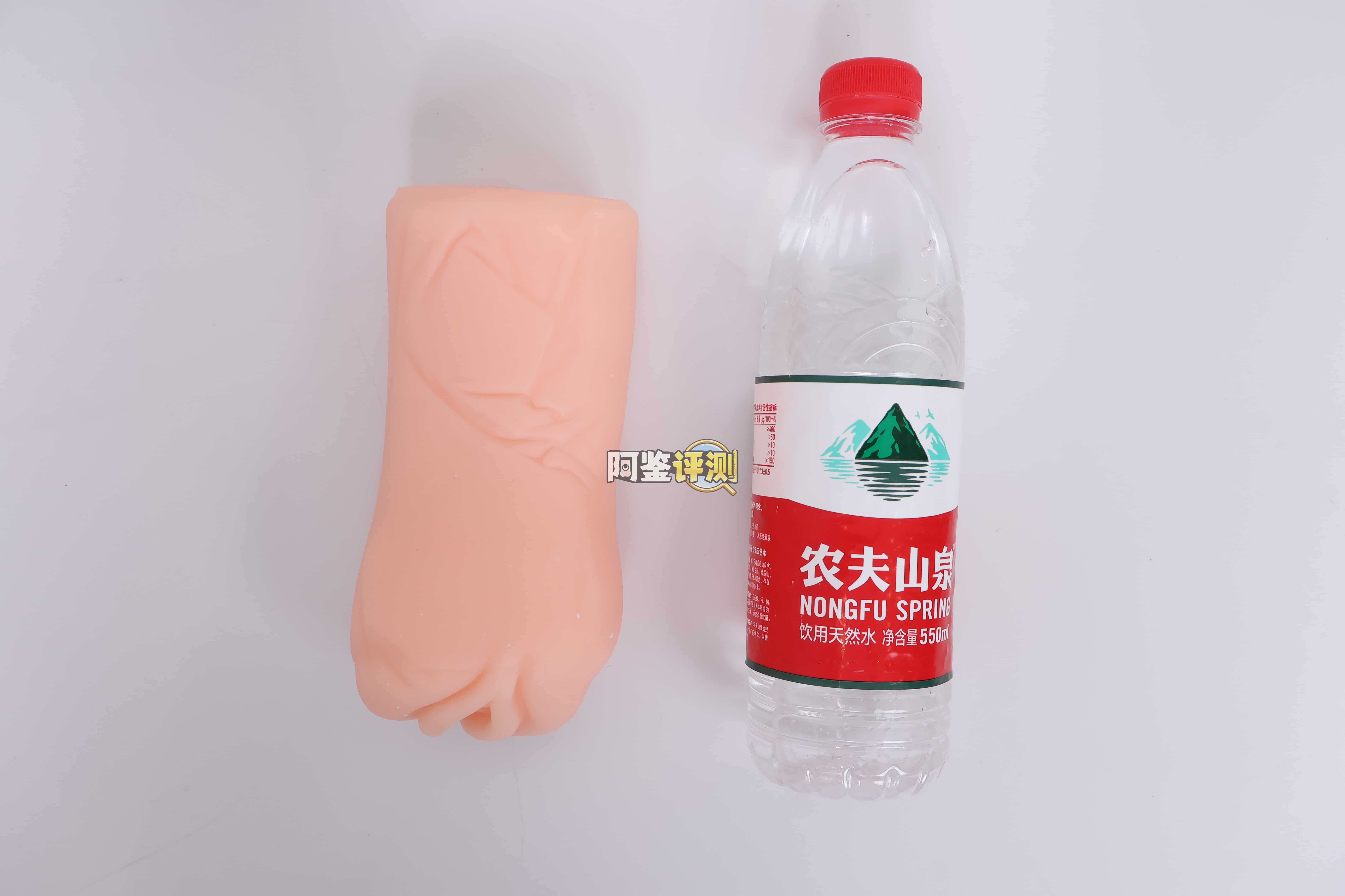 汤马托易士——”制服美少女”评测！充满棱角和剐蹭的脂软慢玩，也是别有一番风味！