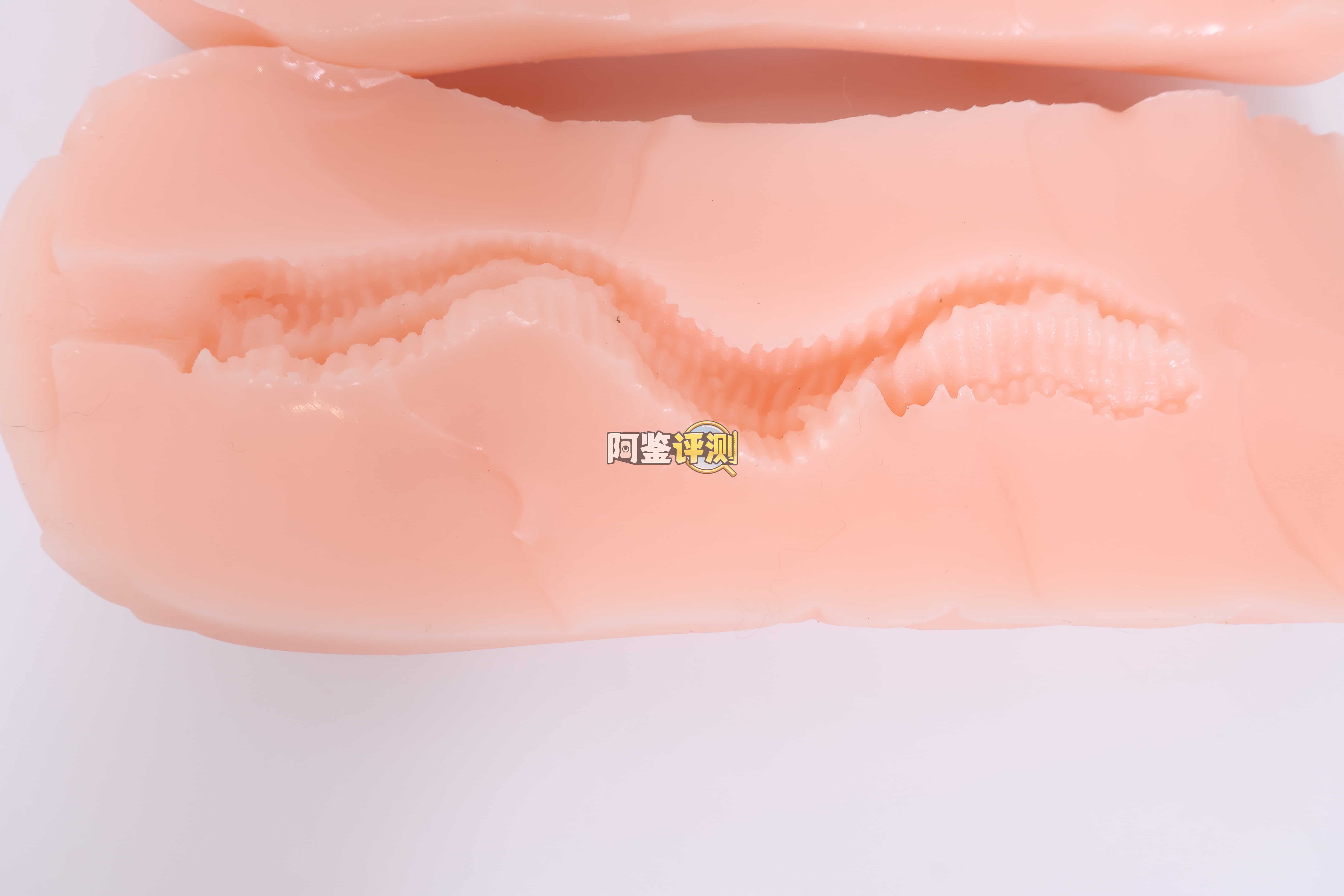 汤马托易士——”制服美少女”评测！充满棱角和剐蹭的脂软慢玩，也是别有一番风味！