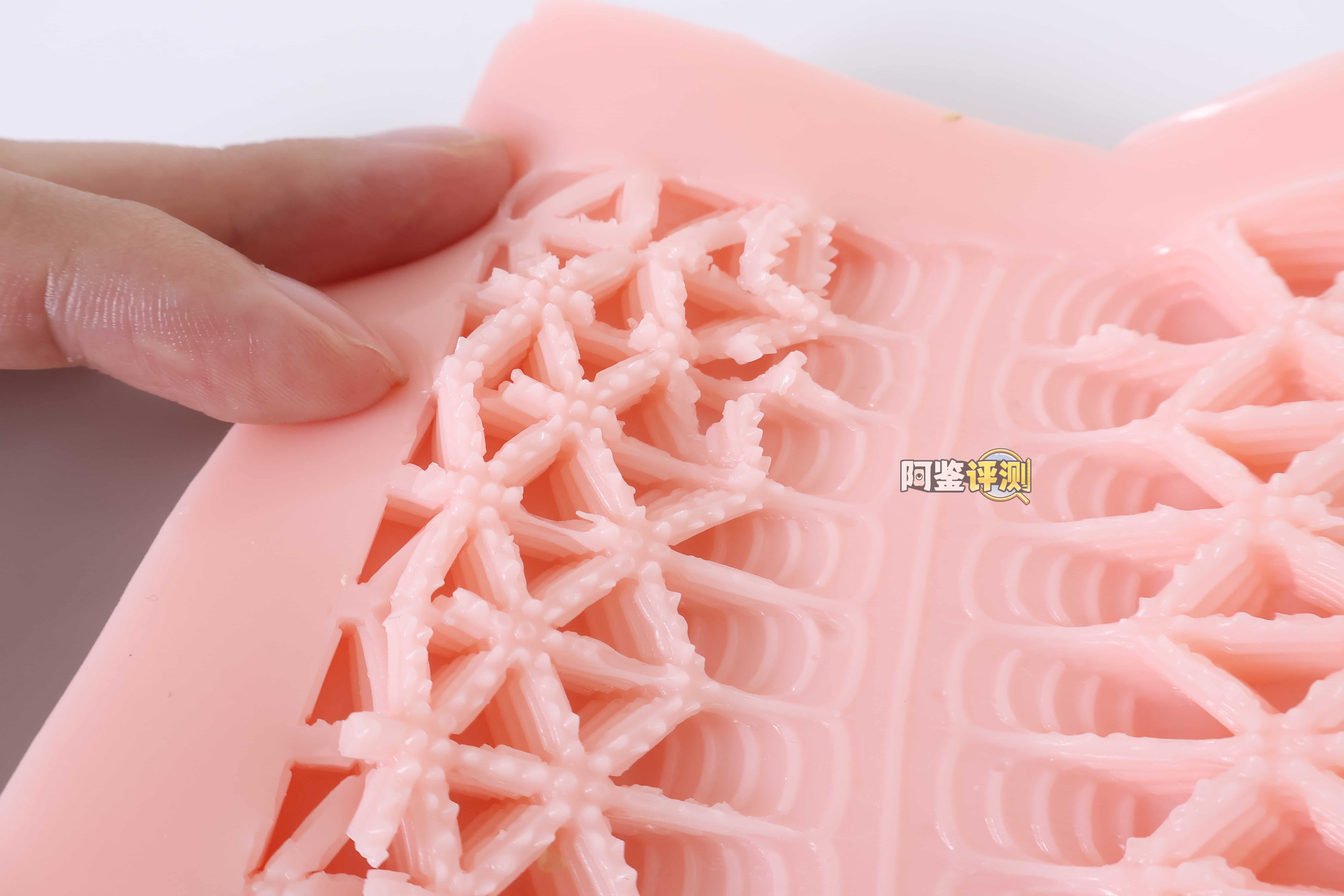 火炮——”假面怪盗”评测！越来越浮夸的双面结构！像是玻璃花窗一样的复杂网格凸起