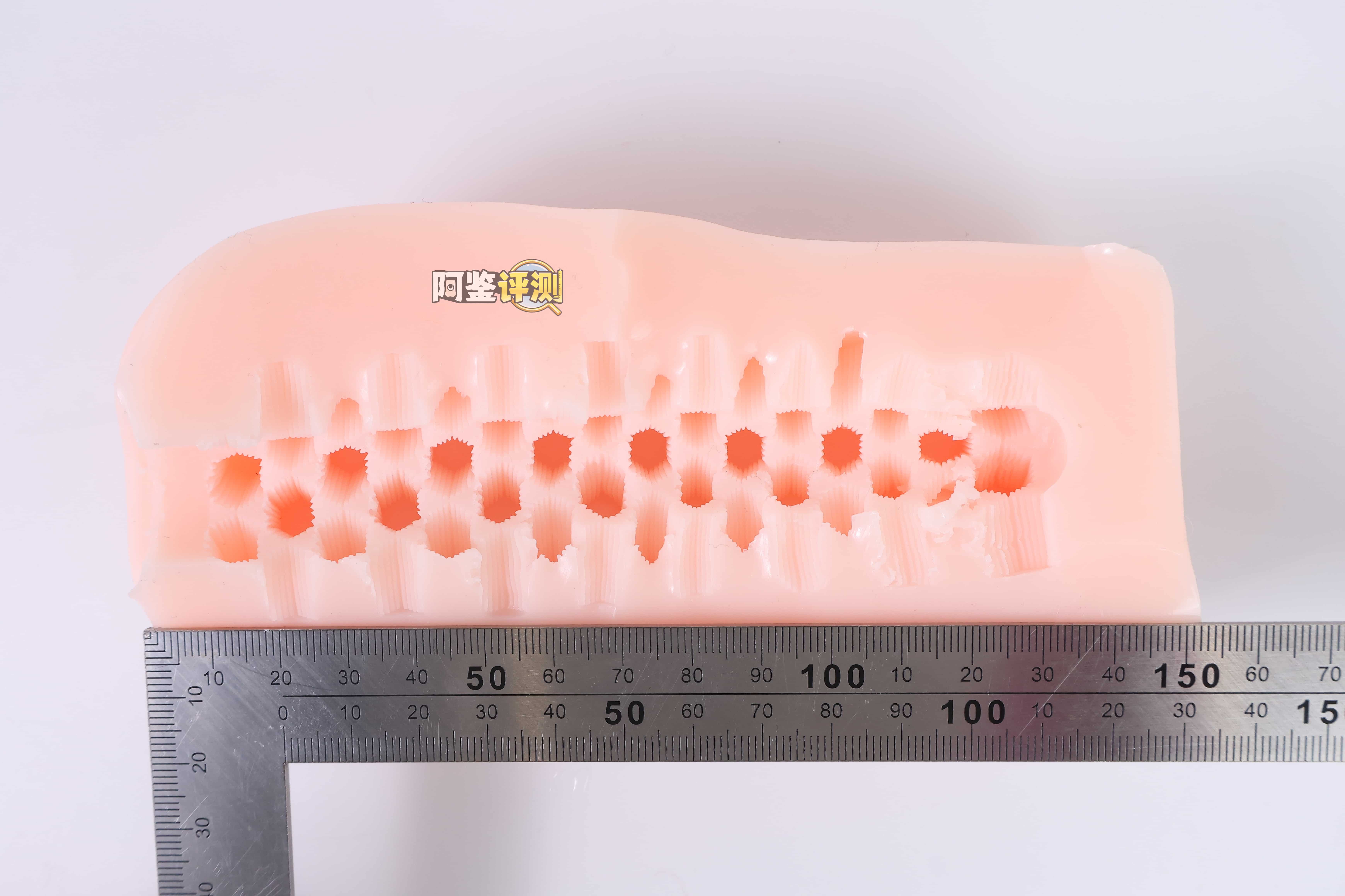 LIGRE——”六边之力”评测！楼梯一样的新颖刷子刺激感，但结构太过密集让牛牛很容易麻木...