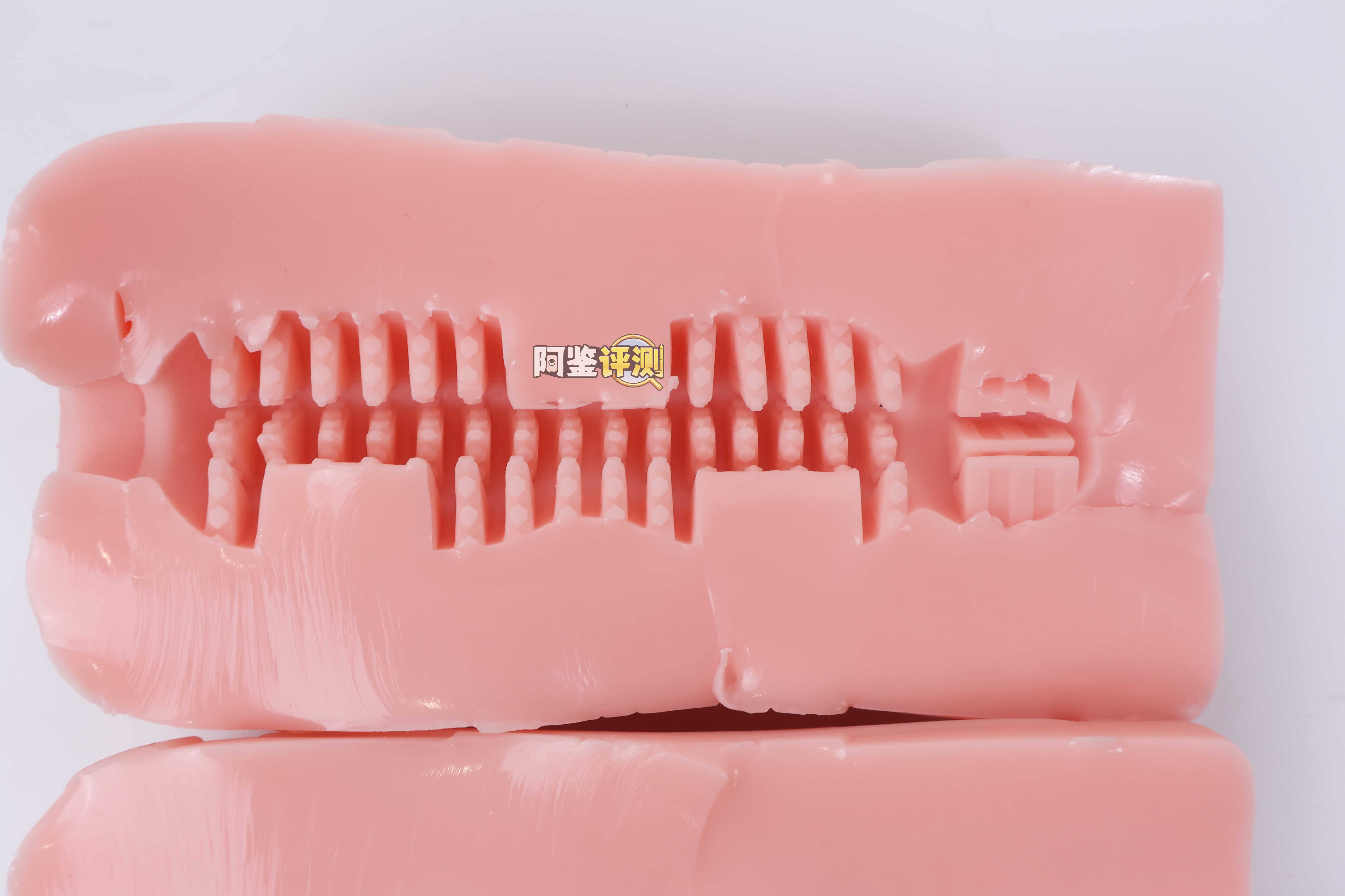 对子哈特——”宝石术士”评测！与排气法完全无缘的大空腔小杯，纹理的密度太低体验非常空洞