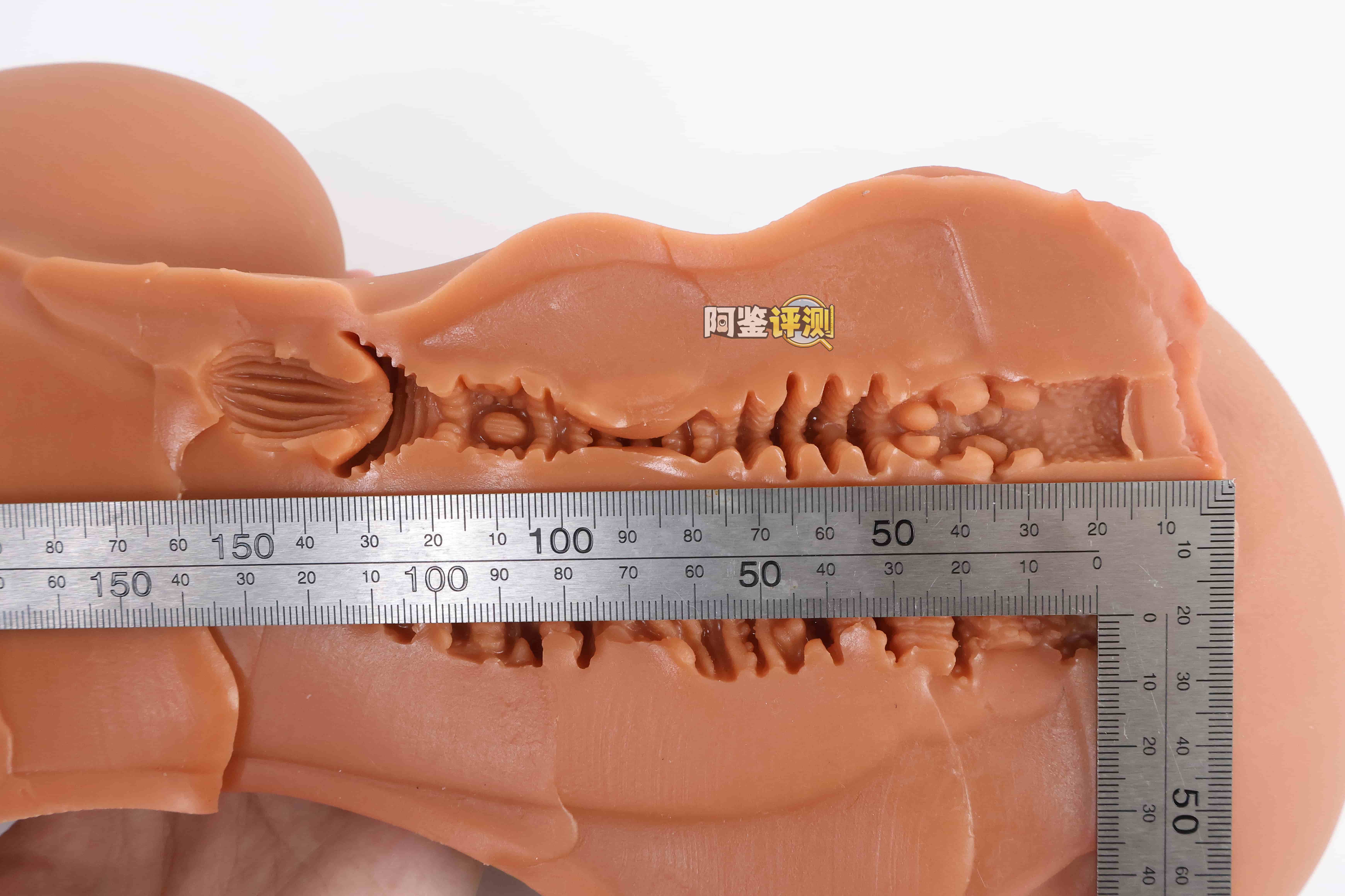 COC——“赤鸢”评测！ 创新工艺的全身软黑皮小身体倒模，设计概念不错但工艺上还有很多问题